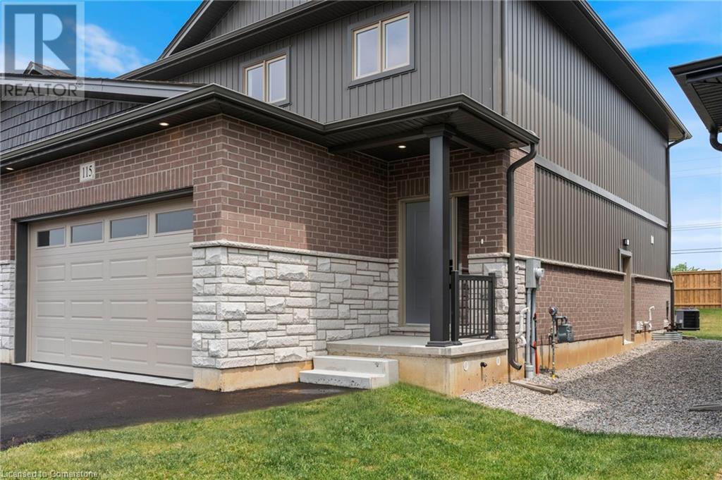115 Amber Street, Waterford, Ontario  N0E 1Y0 - Photo 2 - 40639412