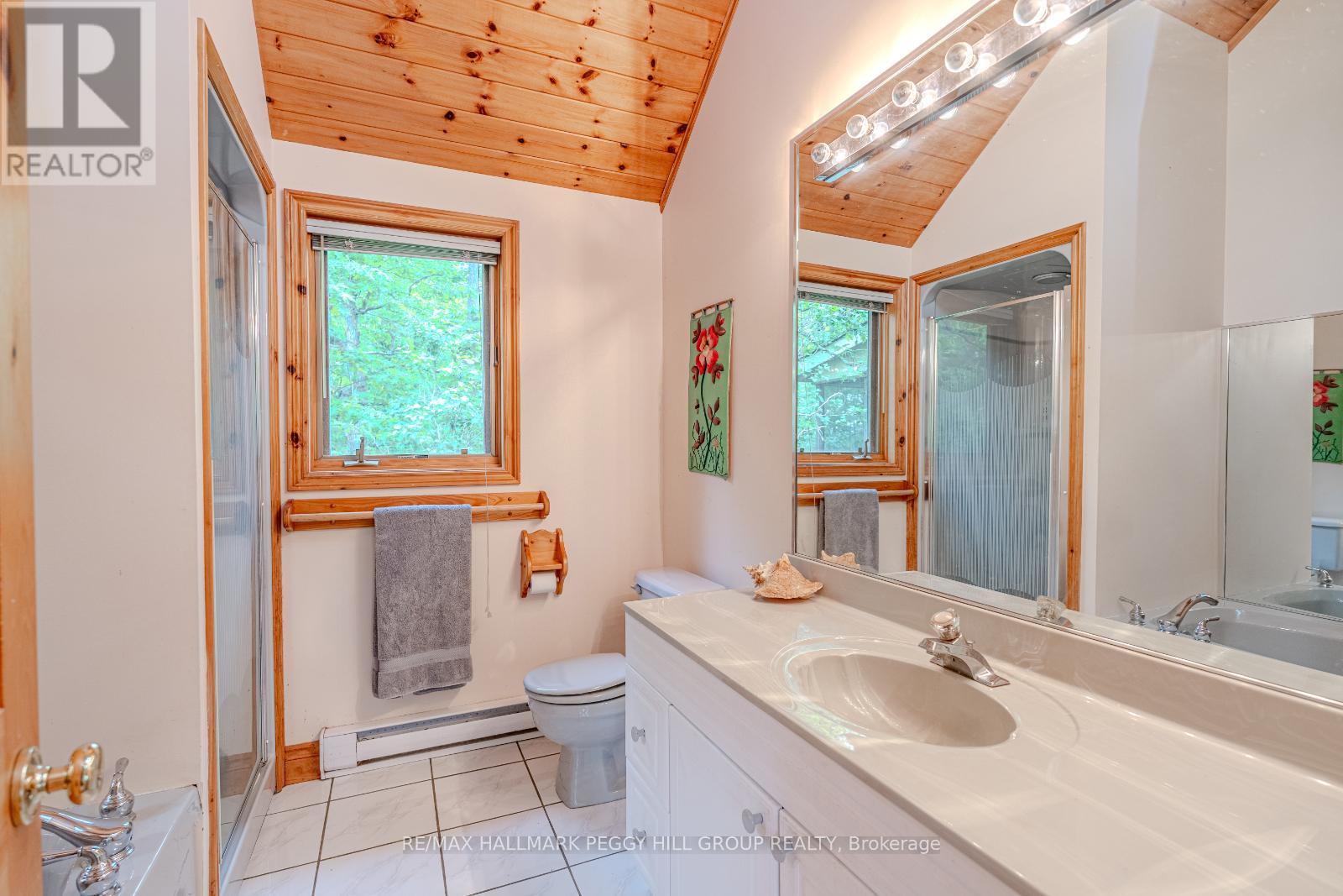 2 Island 880, Georgian Bay, Ontario  L0K 1S0 - Photo 15 - X12210174