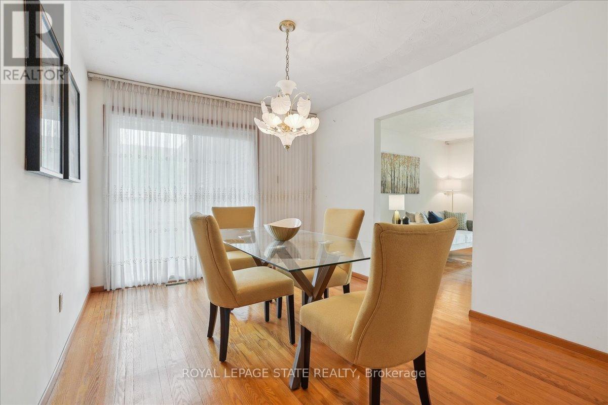 122 Glen Castle Drive, Hamilton, Ontario  L8K 5Z5 - Photo 3 - X12210177