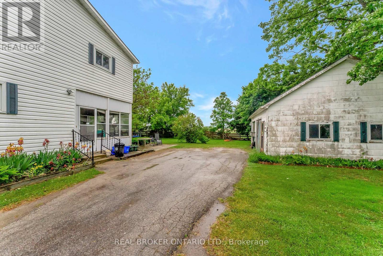 667 Concession 14 Road, Haldimand, Ontario  N0A 1H0 - Photo 37 - X12210196
