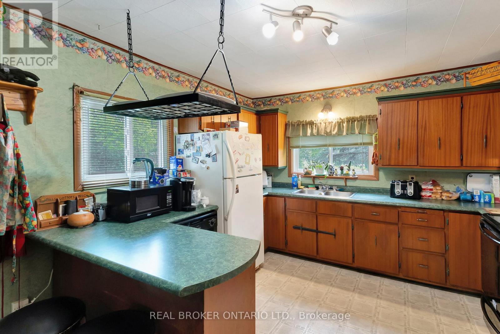 667 Concession 14 Road, Haldimand, Ontario  N0A 1H0 - Photo 4 - X12210196