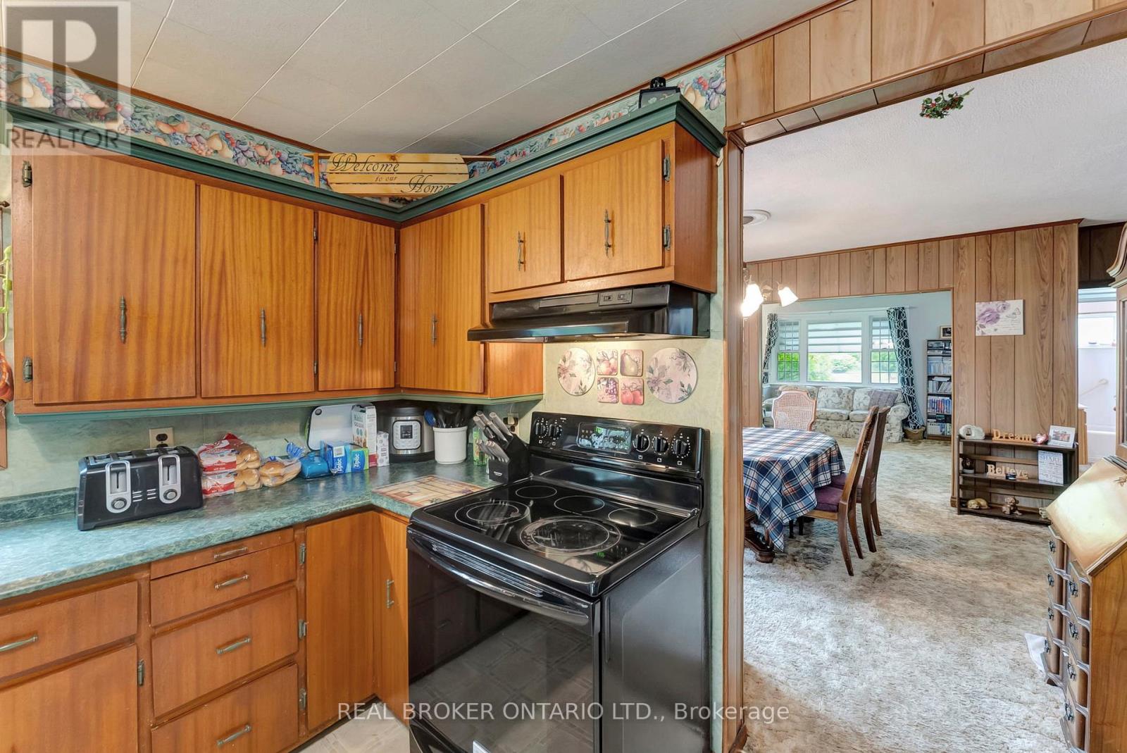 667 Concession 14 Road, Haldimand, Ontario  N0A 1H0 - Photo 8 - X12210196