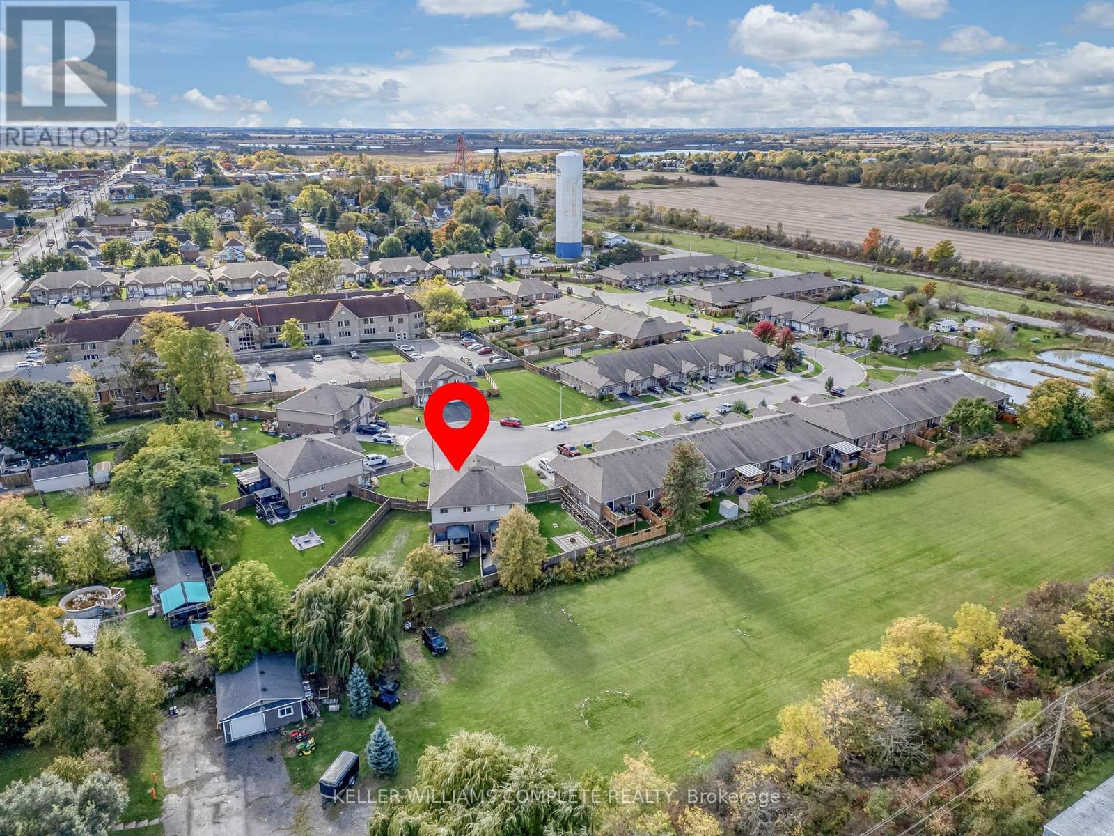 103 Macneil Court, Haldimand, Ontario  N0A 1H0 - Photo 5 - X12210287