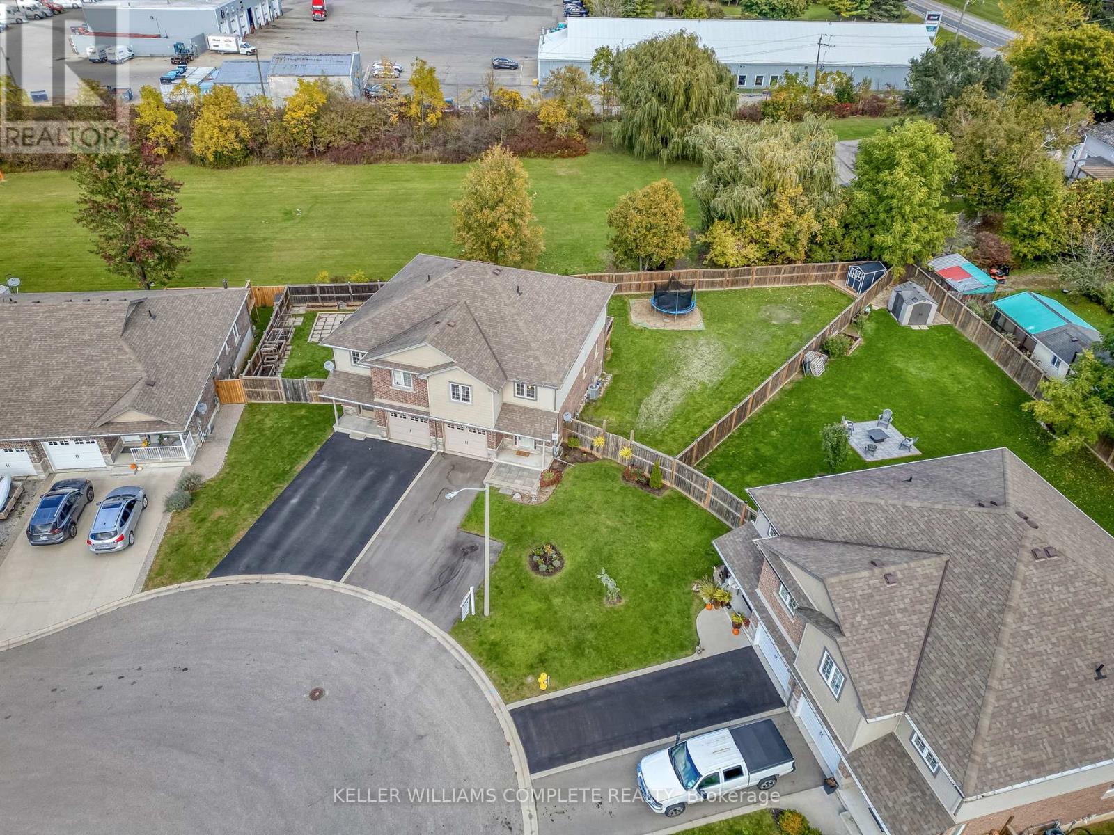 103 Macneil Court, Haldimand, Ontario  N0A 1H0 - Photo 8 - X12210287