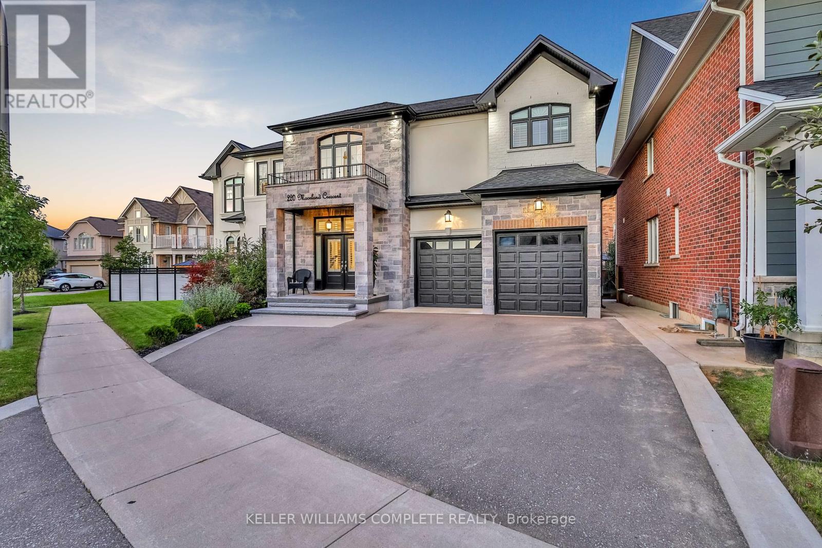 220 Moorland Crescent, Hamilton, Ontario  L9K 1S6 - Photo 3 - X12210329