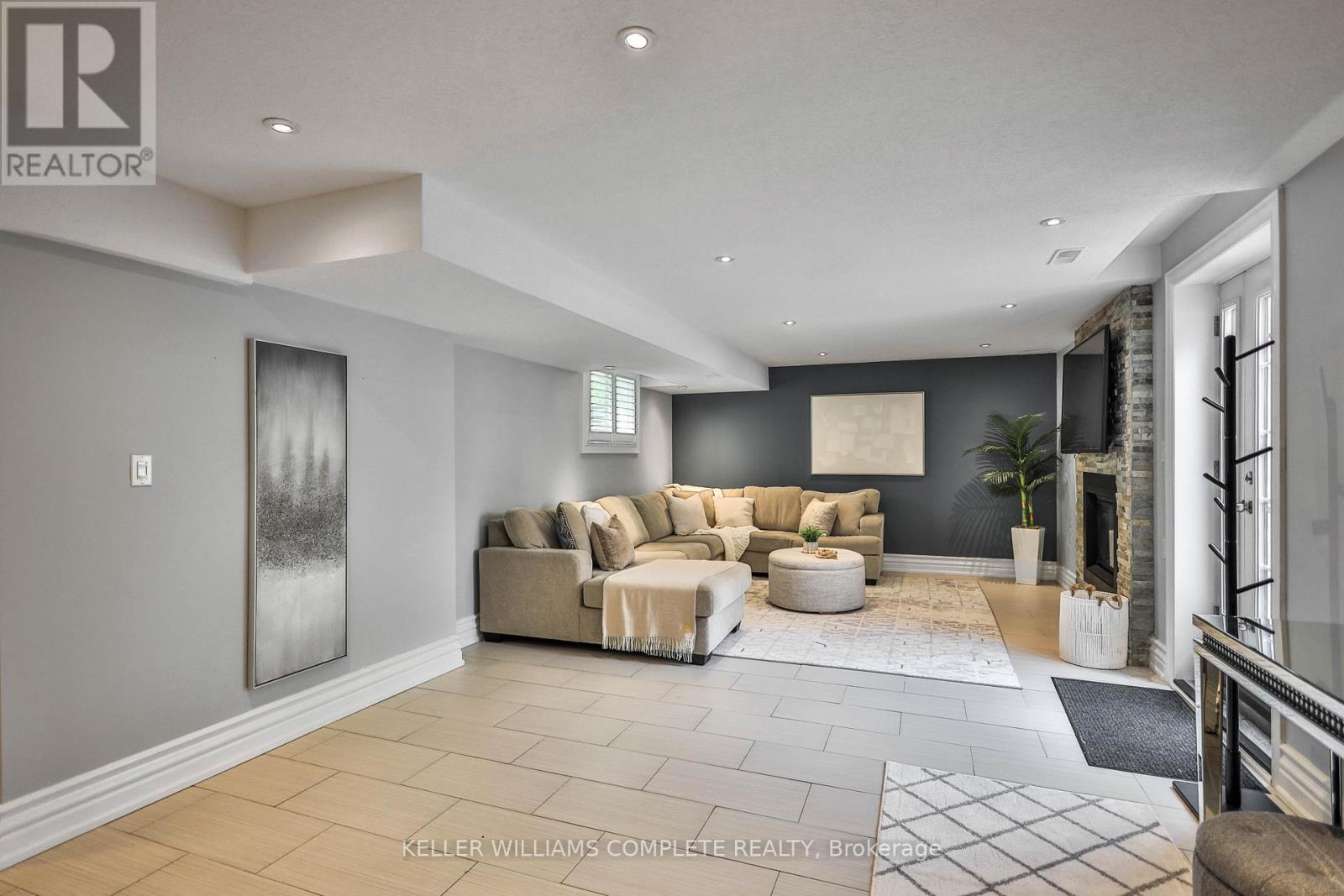 220 Moorland Crescent, Hamilton, Ontario  L9K 1S6 - Photo 35 - X12210329