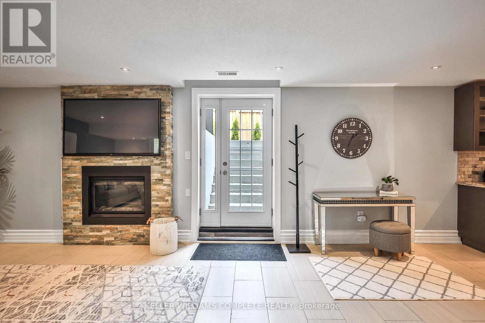 220 Moorland Crescent, Hamilton, Ontario  L9K 1S6 - Photo 38 - X12210329