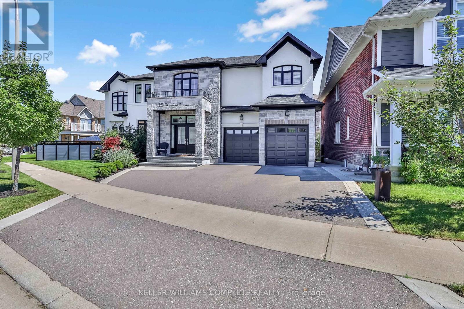 220 Moorland Crescent, Hamilton, Ontario  L9K 1S6 - Photo 5 - X12210329