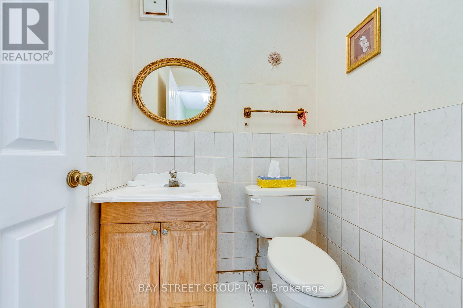 55 Milano Court, Hamilton, Ontario  L9C 6W9 - Photo 16 - X12210361