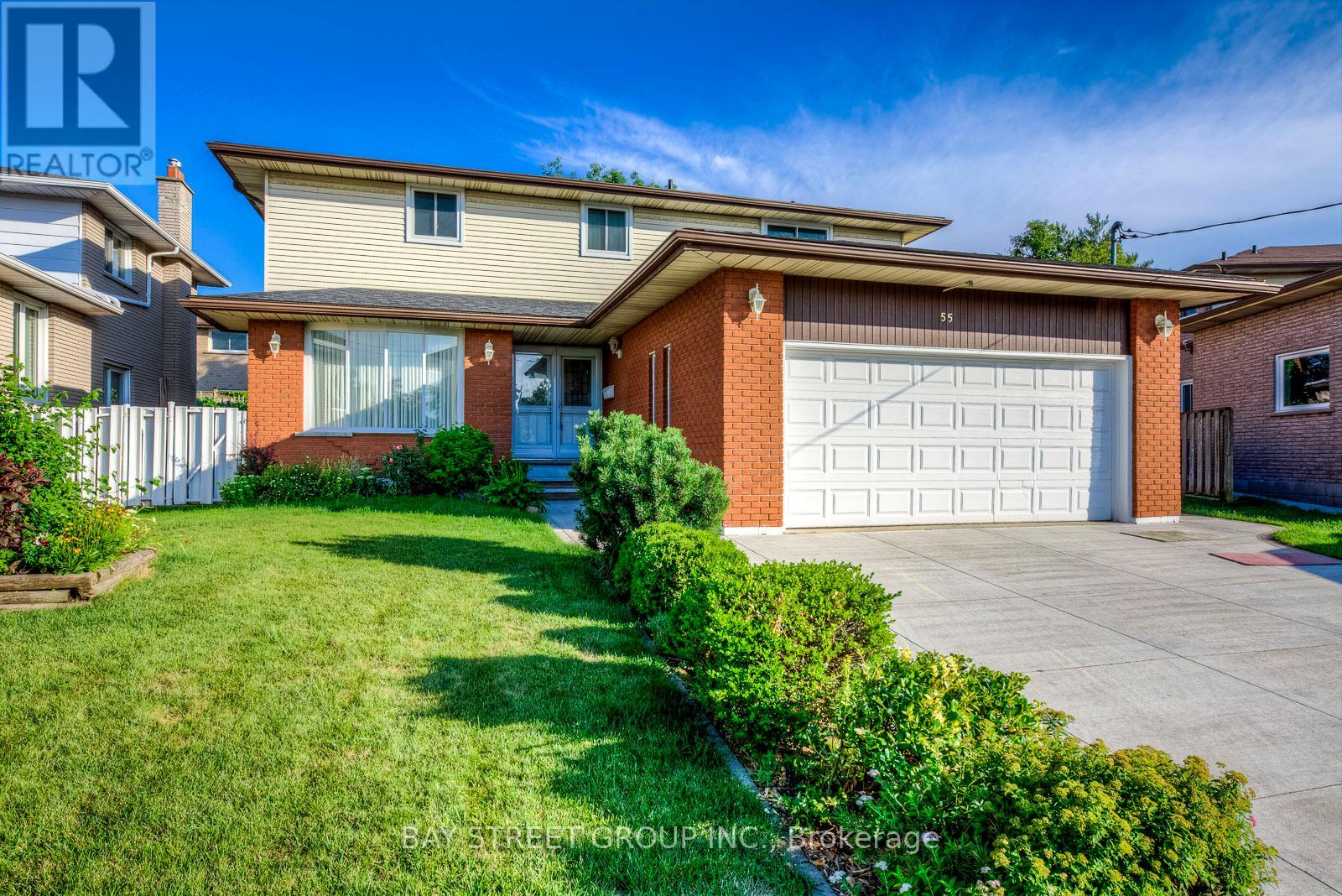55 Milano Court, Hamilton, Ontario  L9C 6W9 - Photo 2 - X12210361