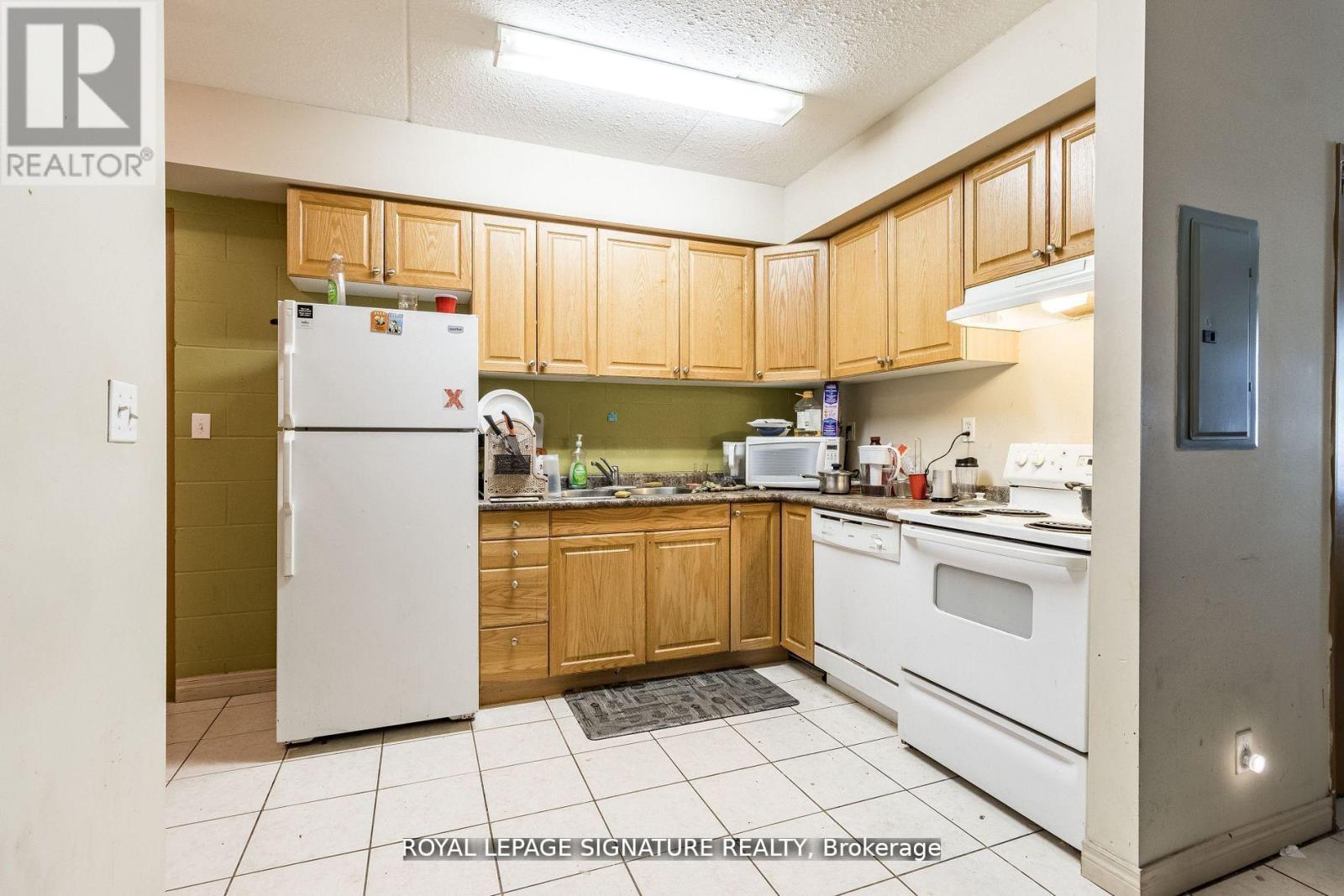 101 - 253 Lester Street, Waterloo, Ontario  N2L 3W6 - Photo 11 - X12210380
