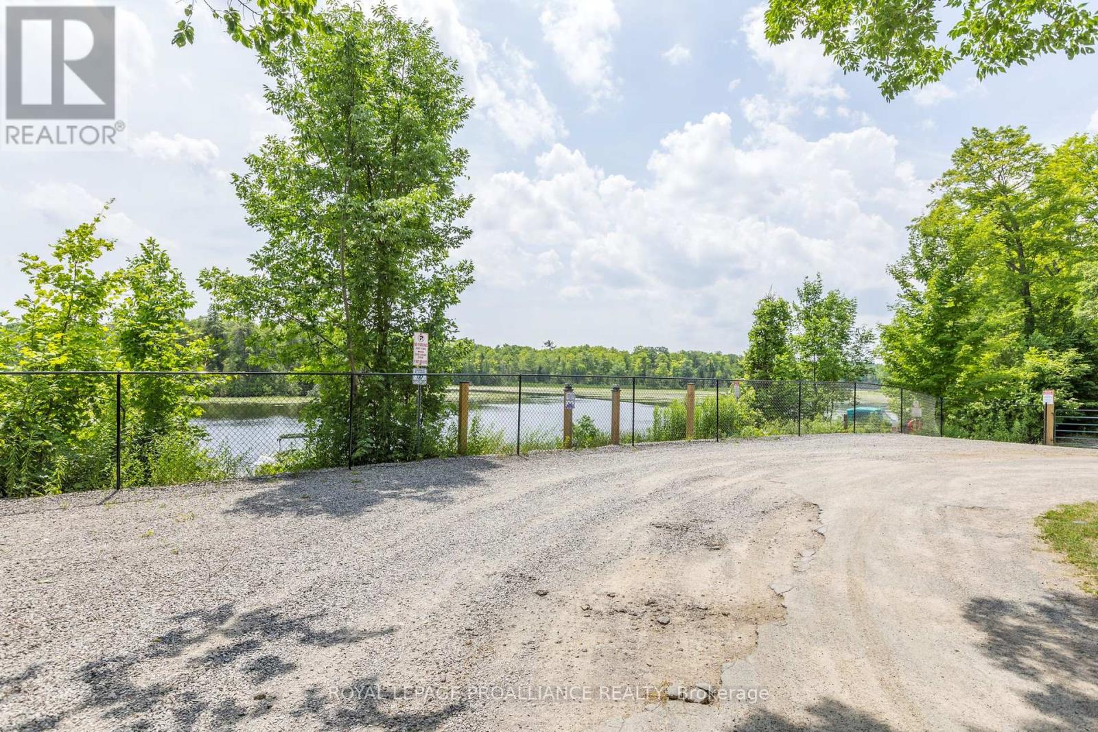 137 Sumcot Drive, Trent Lakes, Ontario  K0L 1J0 - Photo 24 - X12210391