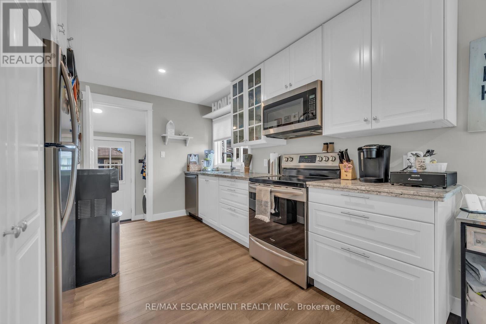 10 11th Street, Haldimand, Ontario  N0A 1P0 - Photo 8 - X12210395