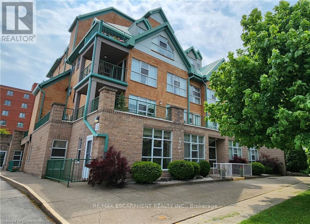 204 - 19 LAKE AVENUE S, Hamilton, Ontario