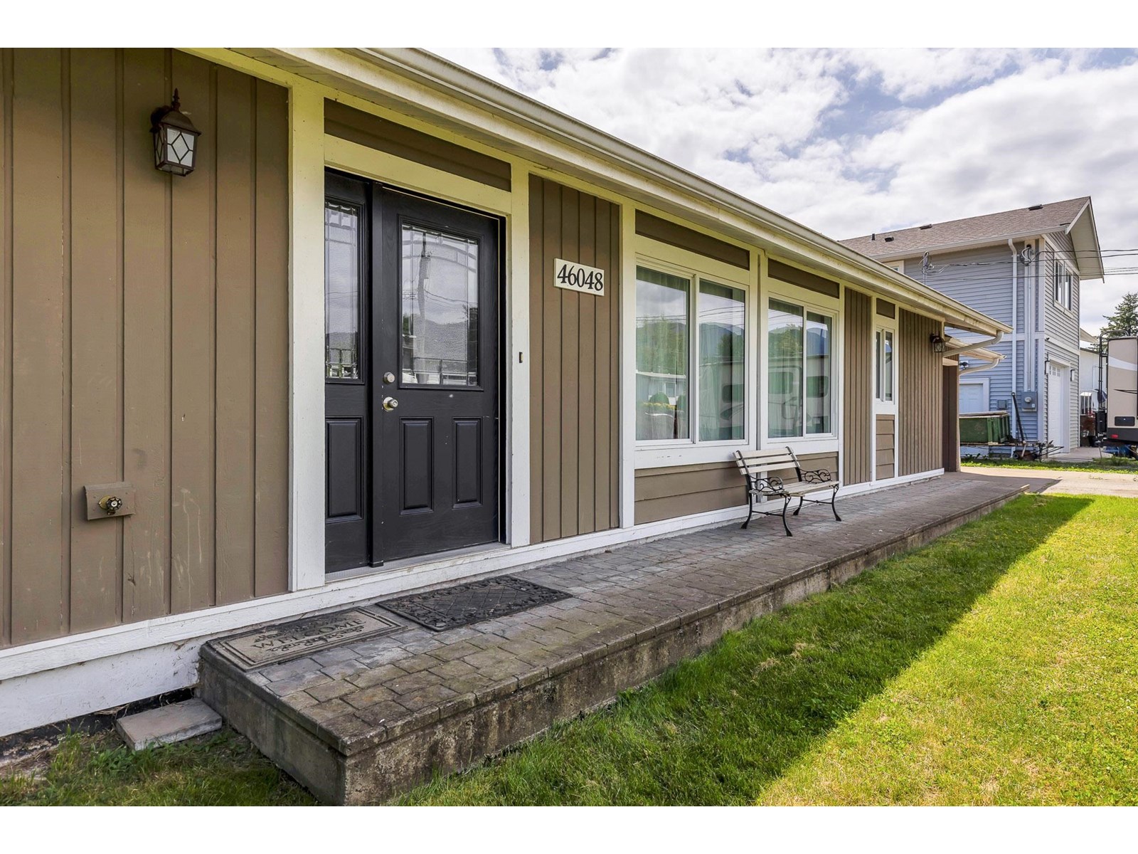 46048 Clare Avenue, Fairfield Island, Chilliwack, British Columbia  V2P 6M8 - Photo 4 - R3013562