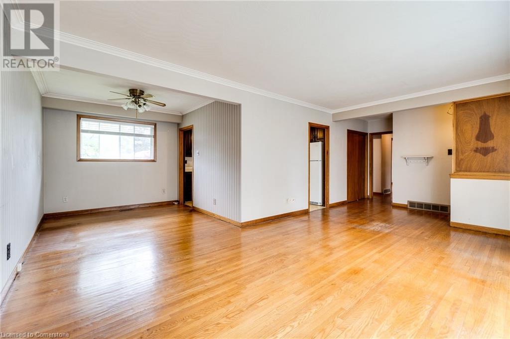 5349 Spruce Avenue, Burlington, Ontario  L7L 1N4 - Photo 12 - 40739708
