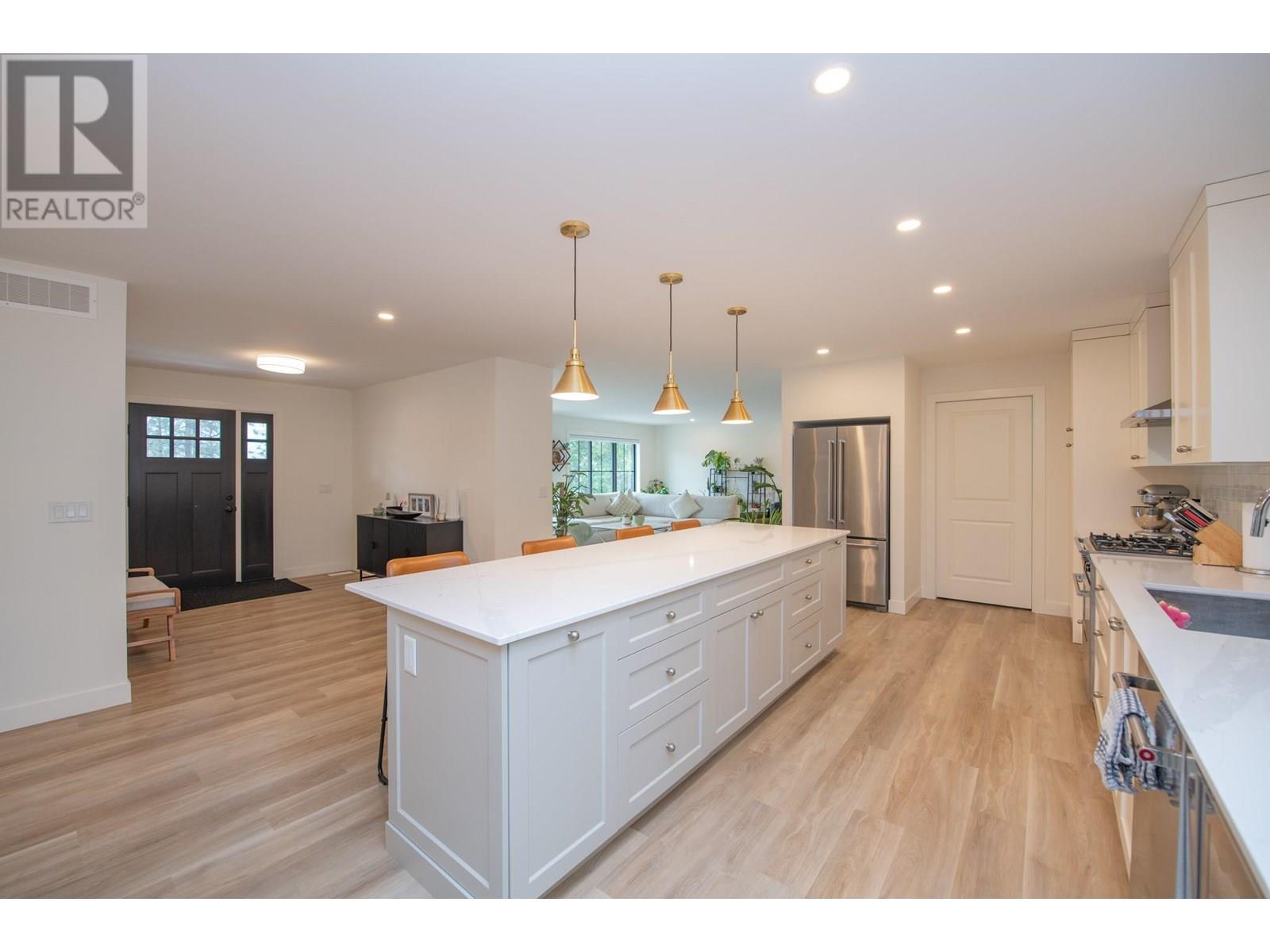 16515 Commonage Road, Lake Country, British Columbia  V4V 1B3 - Photo 16 - 10348454