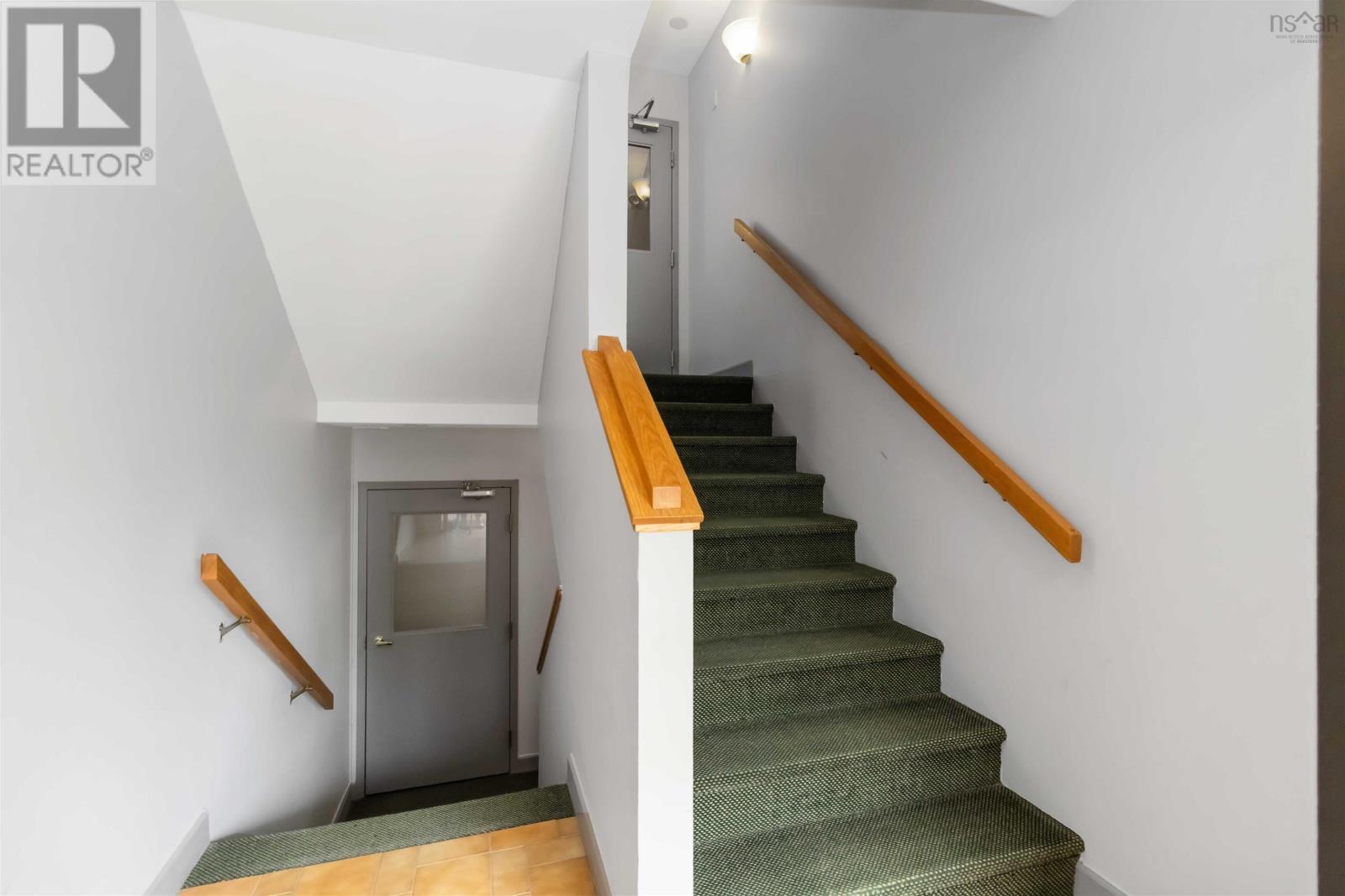 Property at 204 182 Farnham Gate Road image 5