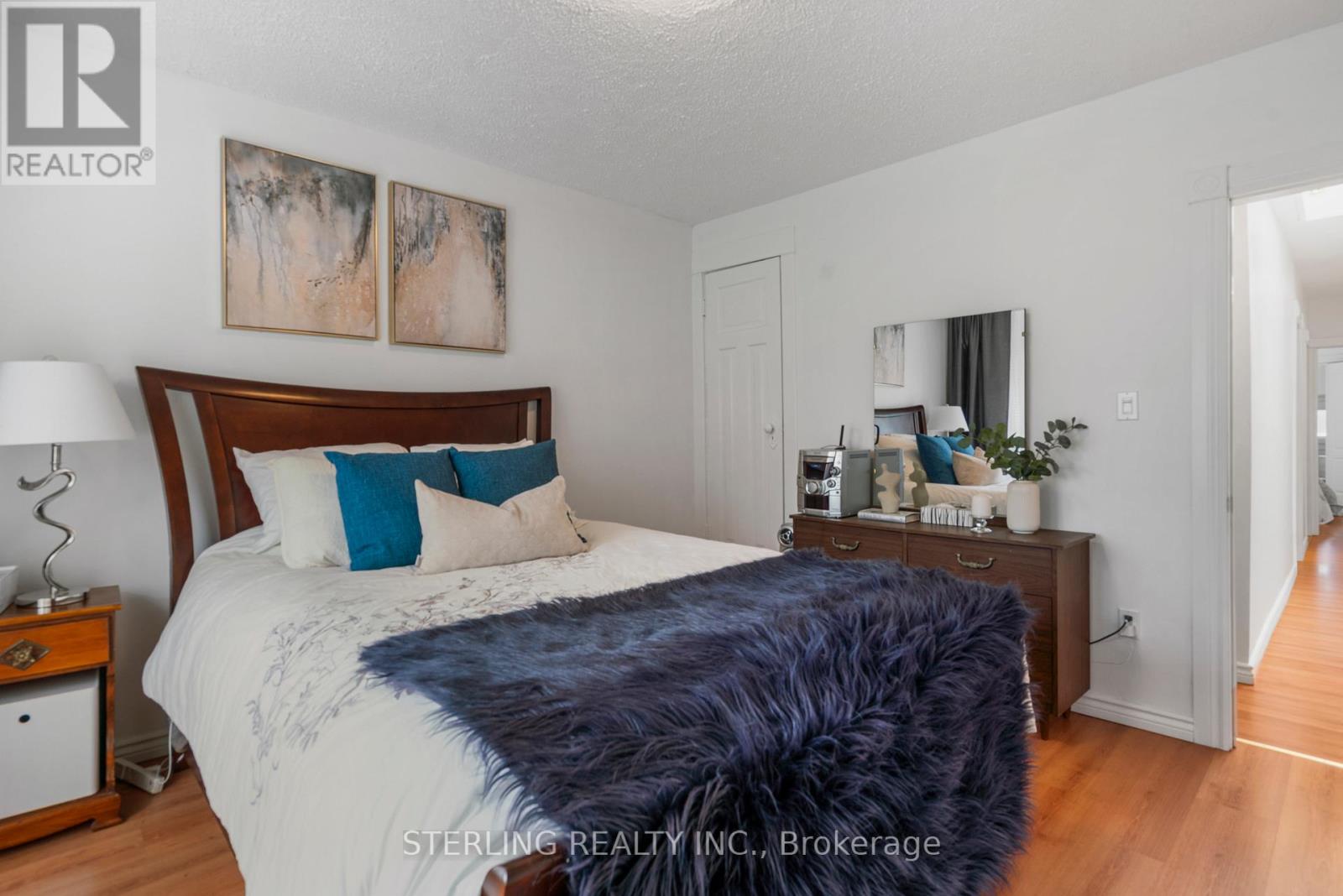 13 Auburn Avenue, Toronto, Ontario  M6H 2L6 - Photo 16 - W12165576
