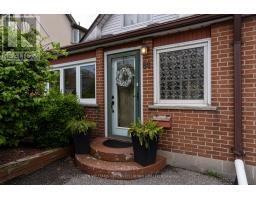 88 SIXTEENTH STREET, Toronto, Ontario