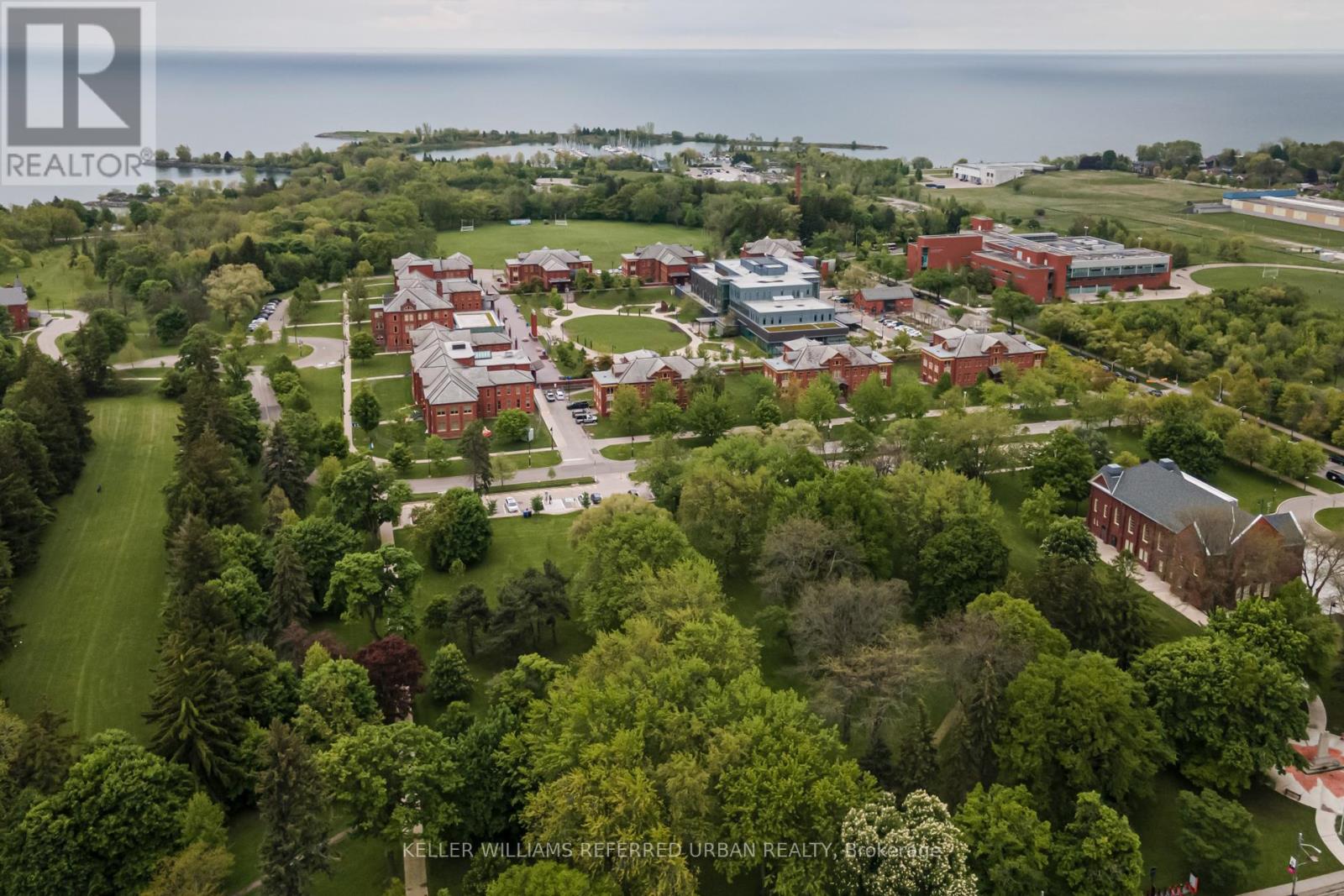 88 Sixteenth Street, Toronto, Ontario  M8V 3K1 - Photo 41 - W12193585