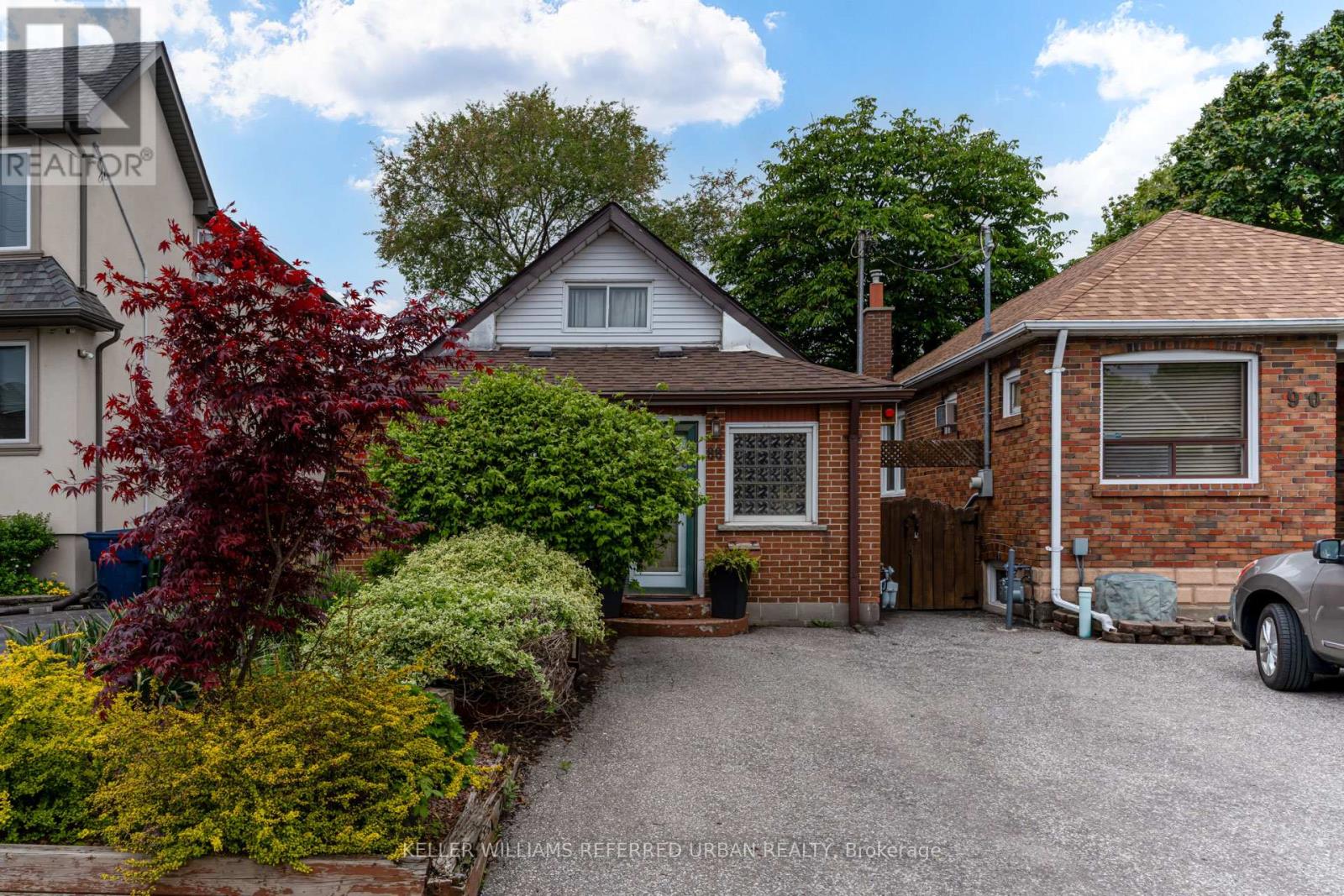 88 Sixteenth Street, Toronto, Ontario  M8V 3K1 - Photo 2 - W12193585