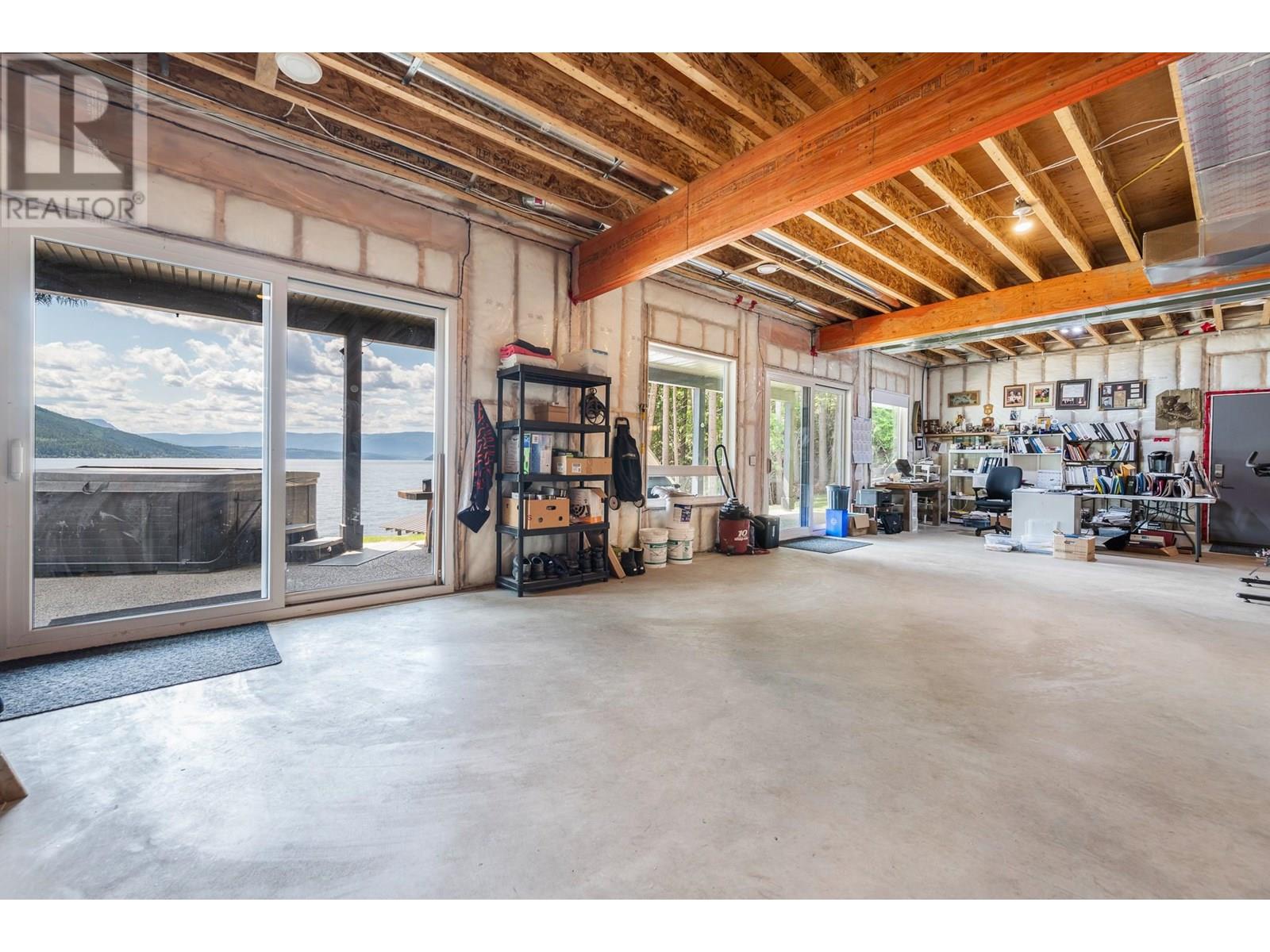 5846 Sunnybrae-Canoe Point Road, Tappen, British Columbia  V0E 2X1 - Photo 37 - 10351285