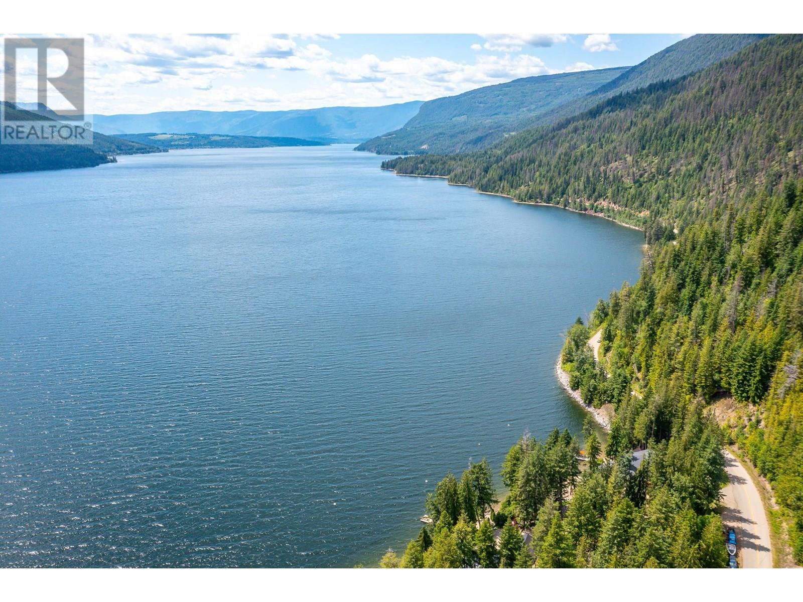 5846 Sunnybrae-Canoe Point Road, Tappen, British Columbia  V0E 2X1 - Photo 76 - 10351285