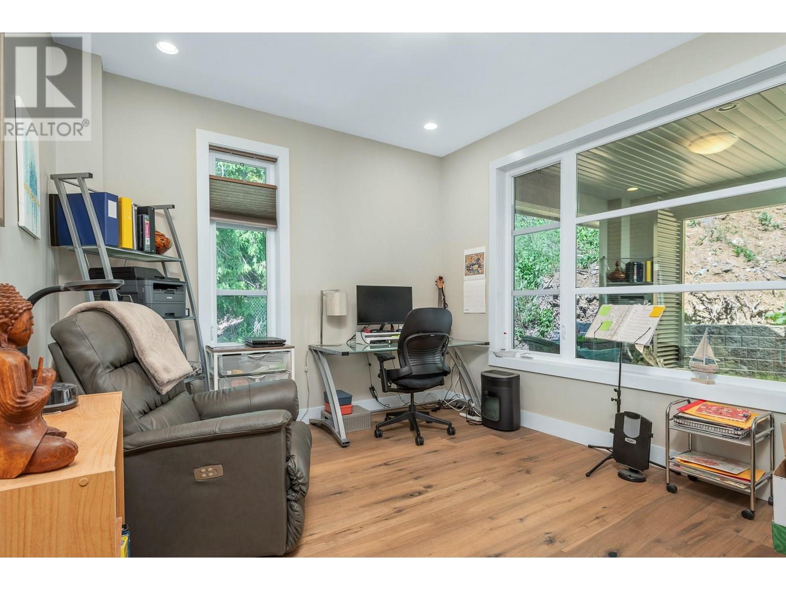 5846 Sunnybrae-Canoe Point Road, Tappen, British Columbia  V0E 2X1 - Photo 14 - 10351285