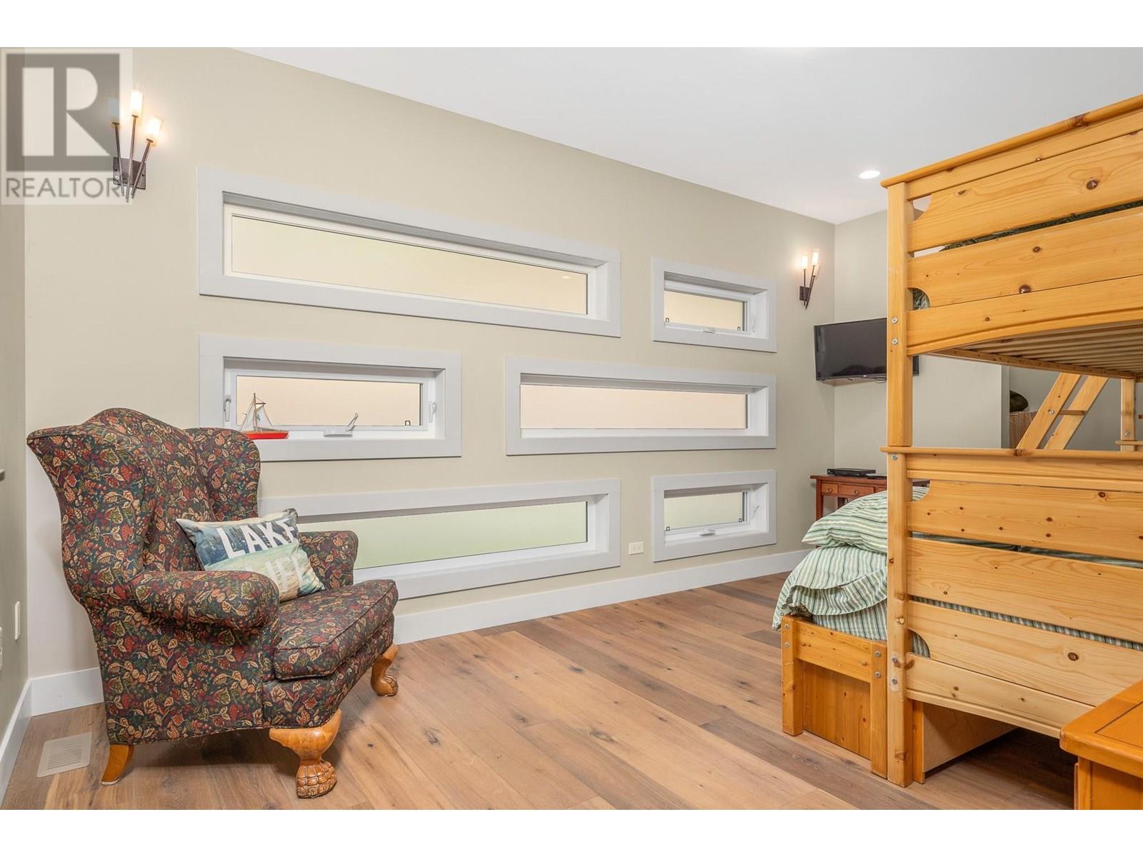 5846 Sunnybrae-Canoe Point Road, Tappen, British Columbia  V0E 2X1 - Photo 13 - 10351285