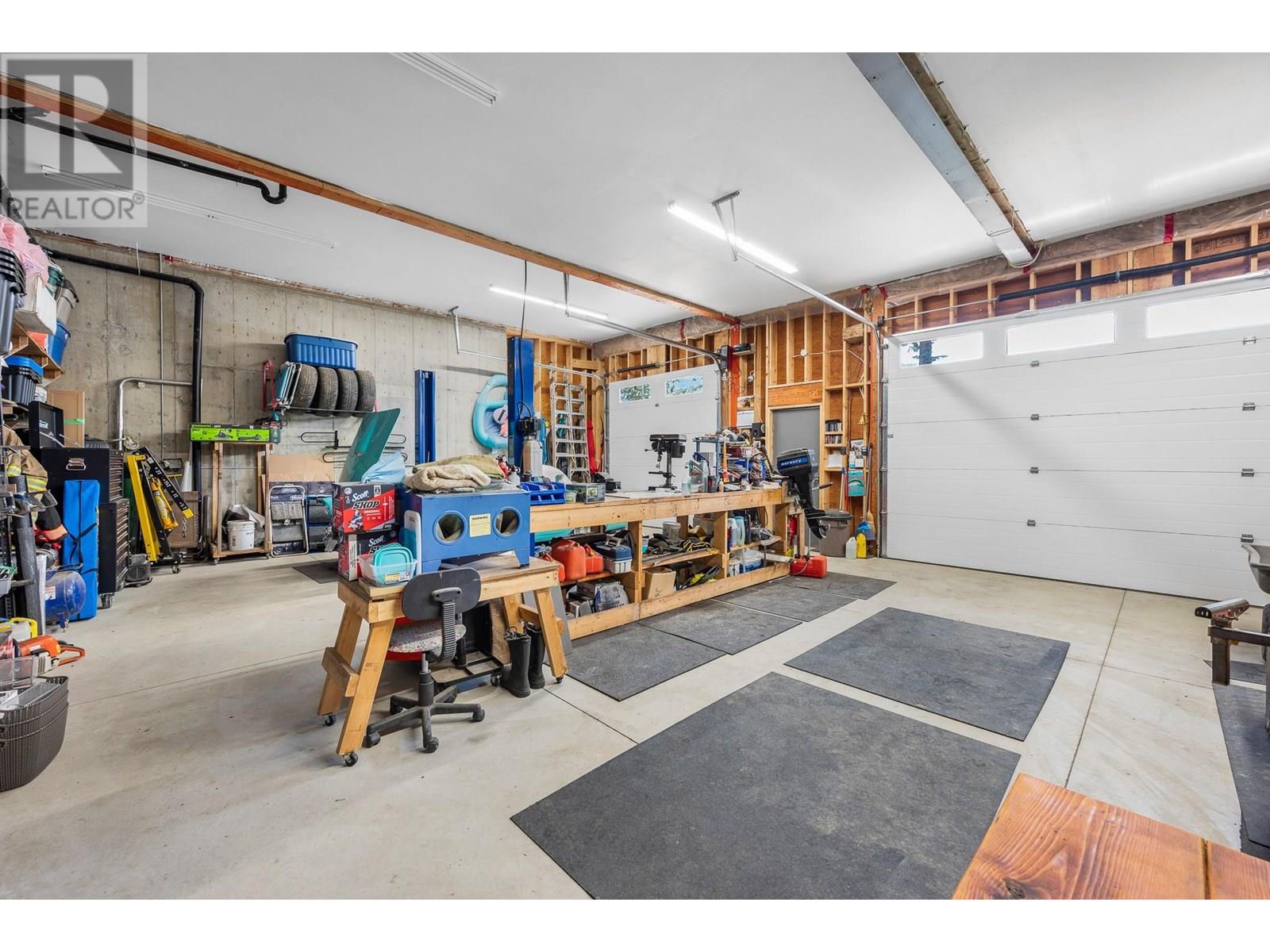 5846 Sunnybrae-Canoe Point Road, Tappen, British Columbia  V0E 2X1 - Photo 54 - 10351285