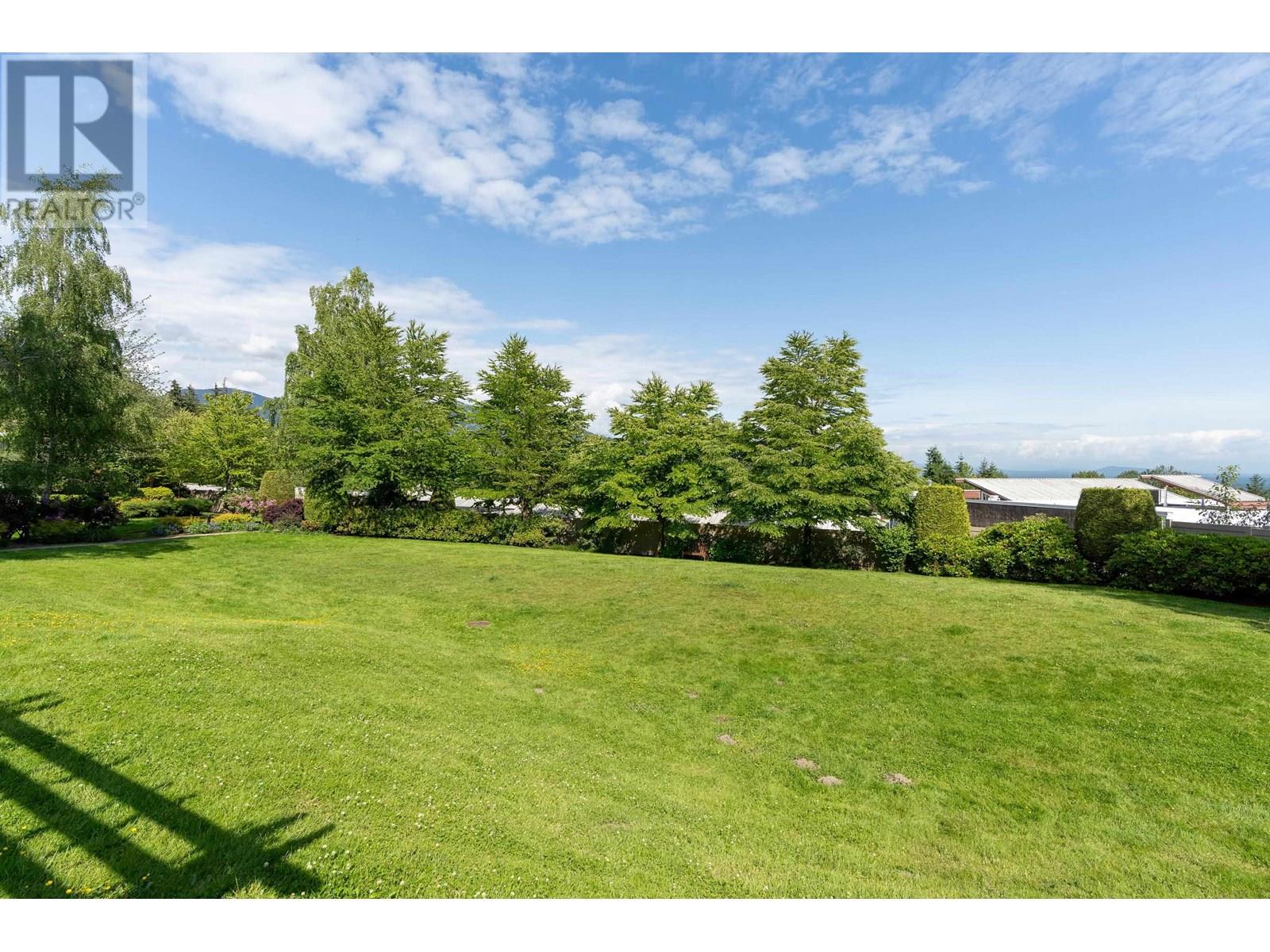 212 1432 Parkway Boulevard, Coquitlam, British Columbia  V3E 3L9 - Photo 32 - R3013620