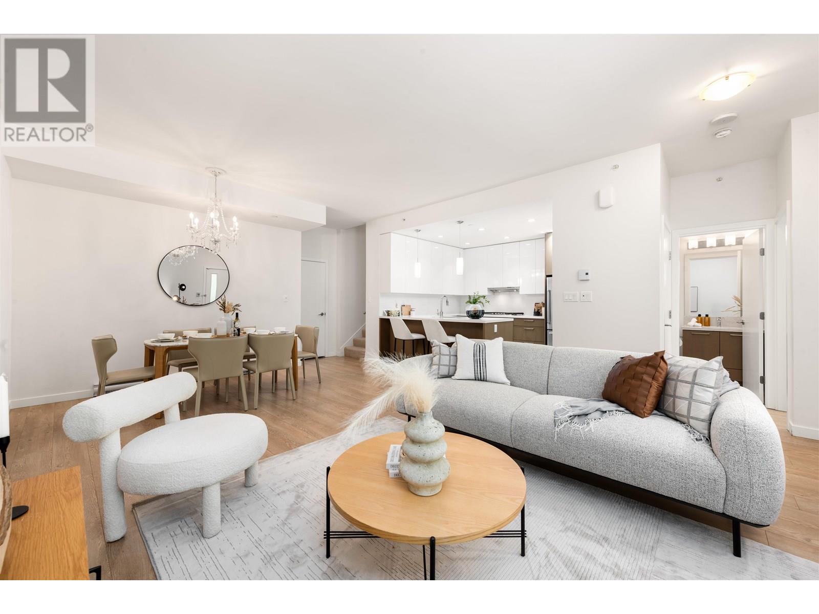 100 3086 LINCOLN AVENUE, coquitlam, British Columbia V3B7K8