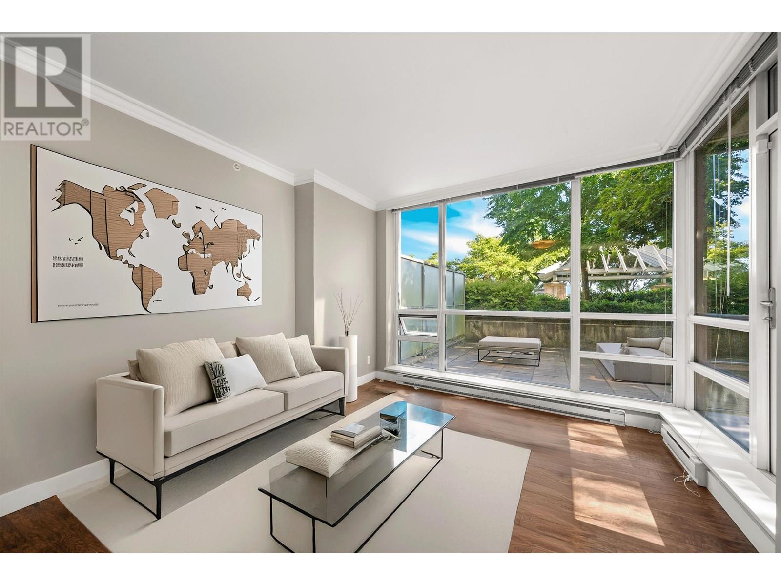 501 2968 GLEN DRIVE, Coquitlam, British Columbia