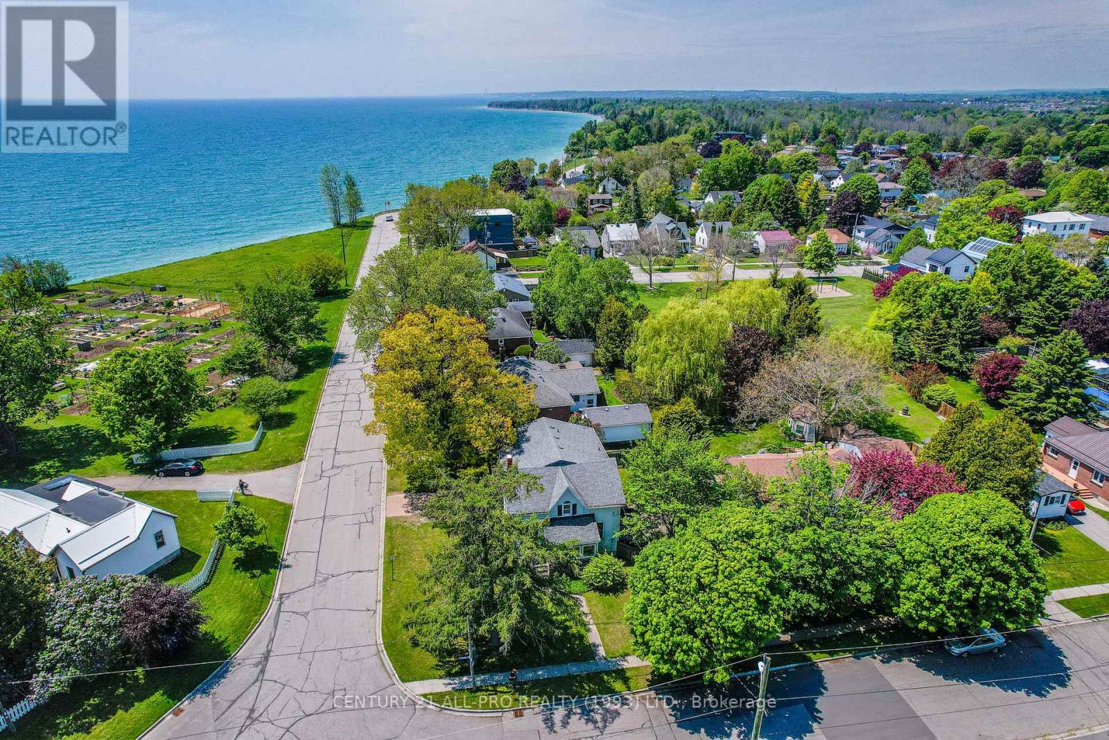 113 TREMAINE STREET, Cobourg, Ontario