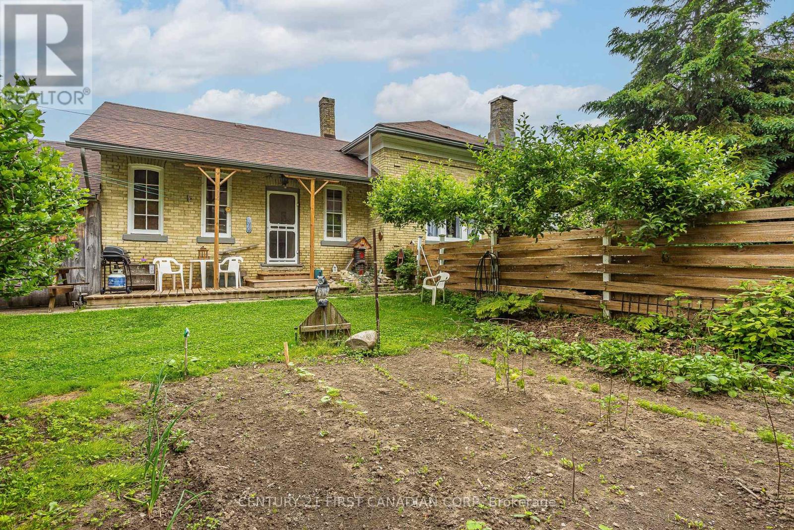 77 Main Street S, South Huron (Exeter), Ontario  N0M 1S3 - Photo 39 - X12210255