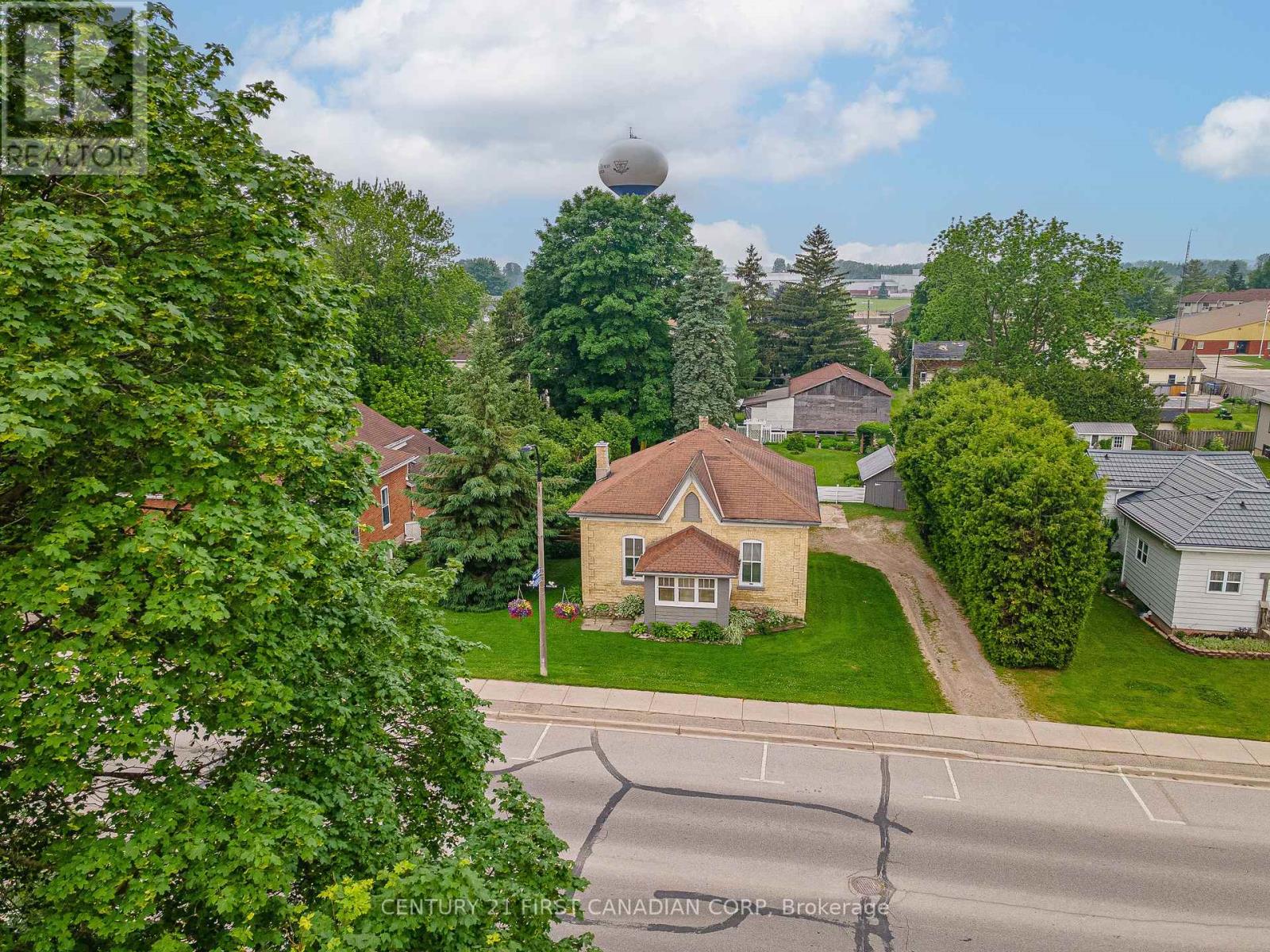77 Main Street S, South Huron (Exeter), Ontario  N0M 1S3 - Photo 40 - X12210255