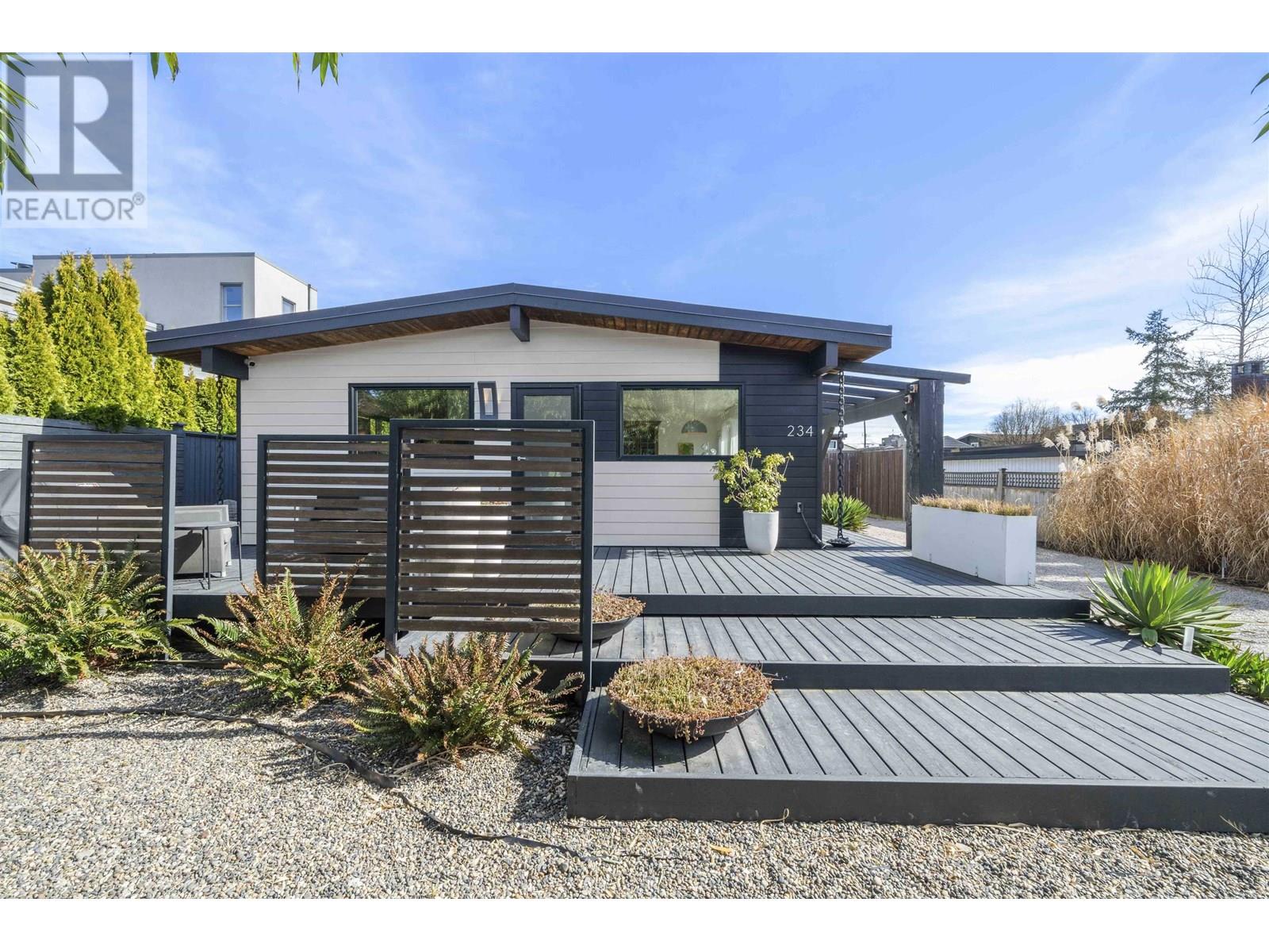 234 67 Street, Delta, British Columbia  V4L 1M1 - Photo 2 - R3013583