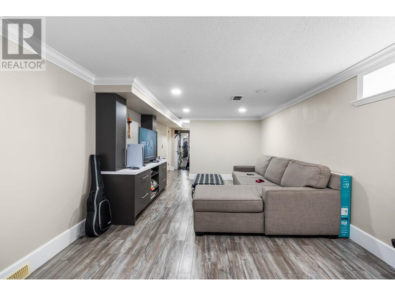 5516 Clarendon Street, Vancouver, British Columbia  V5R 3J9 - Photo 31 - R3013631