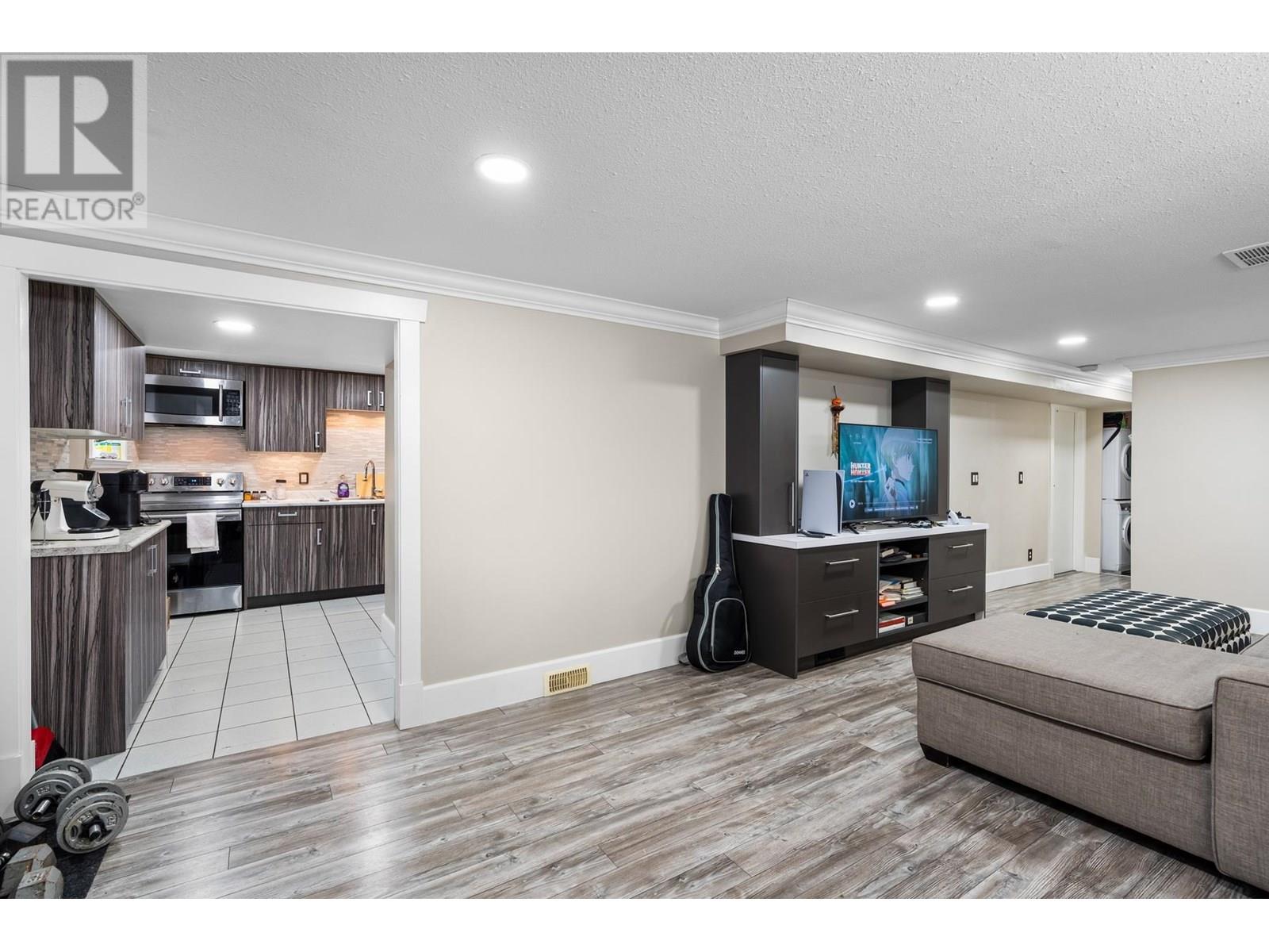 5516 Clarendon Street, Vancouver, British Columbia  V5R 3J9 - Photo 32 - R3013631