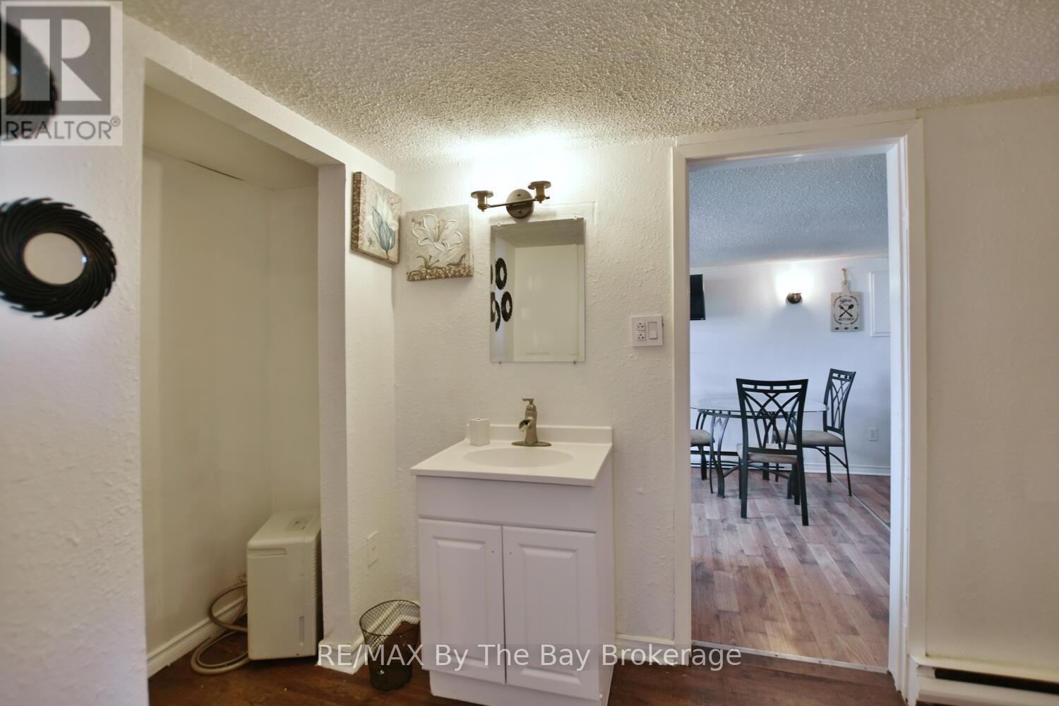 678 River Road W, Wasaga Beach, Ontario  L9Z 2P1 - Photo 42 - S12210455