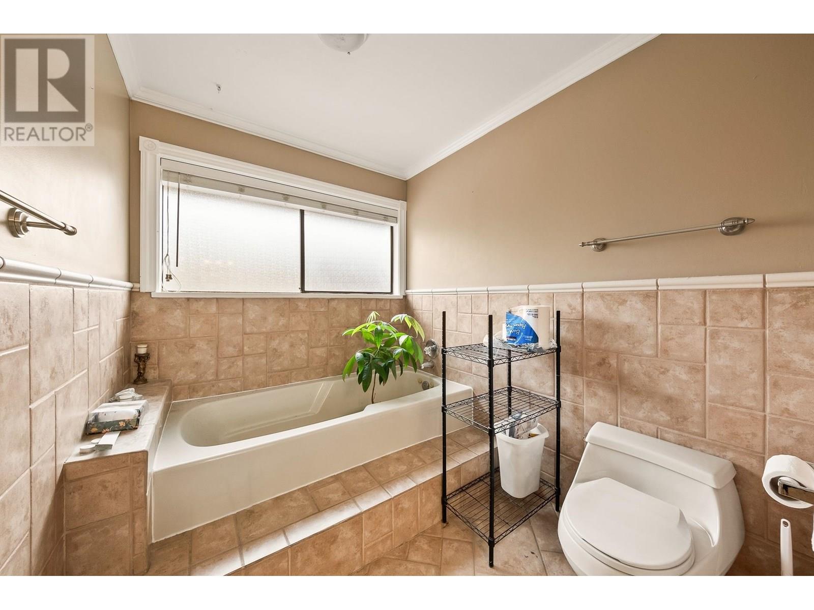 5734 Greenland Drive, Tsawwassen, British Columbia  V4L 2J5 - Photo 31 - R3013643