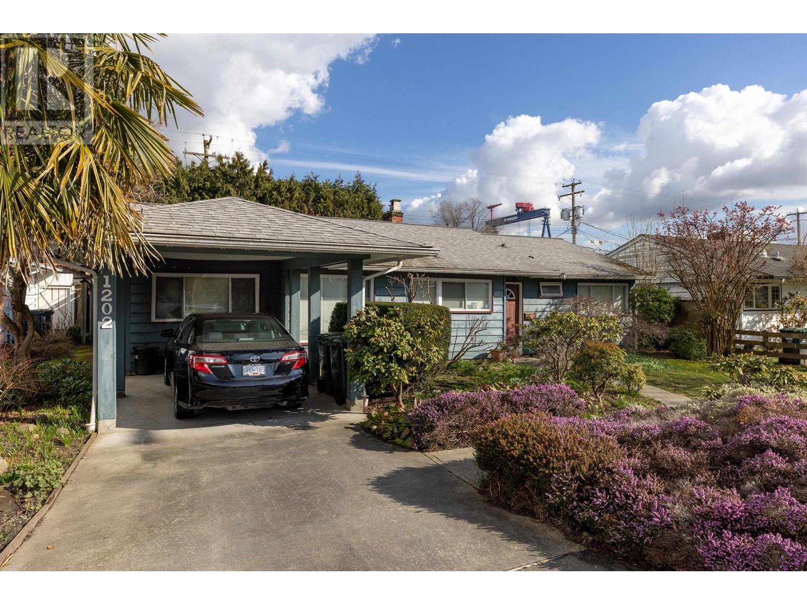 1202 Pinewood Crescent, North Vancouver, British Columbia  V7P 1E9 - Photo 15 - R3013646