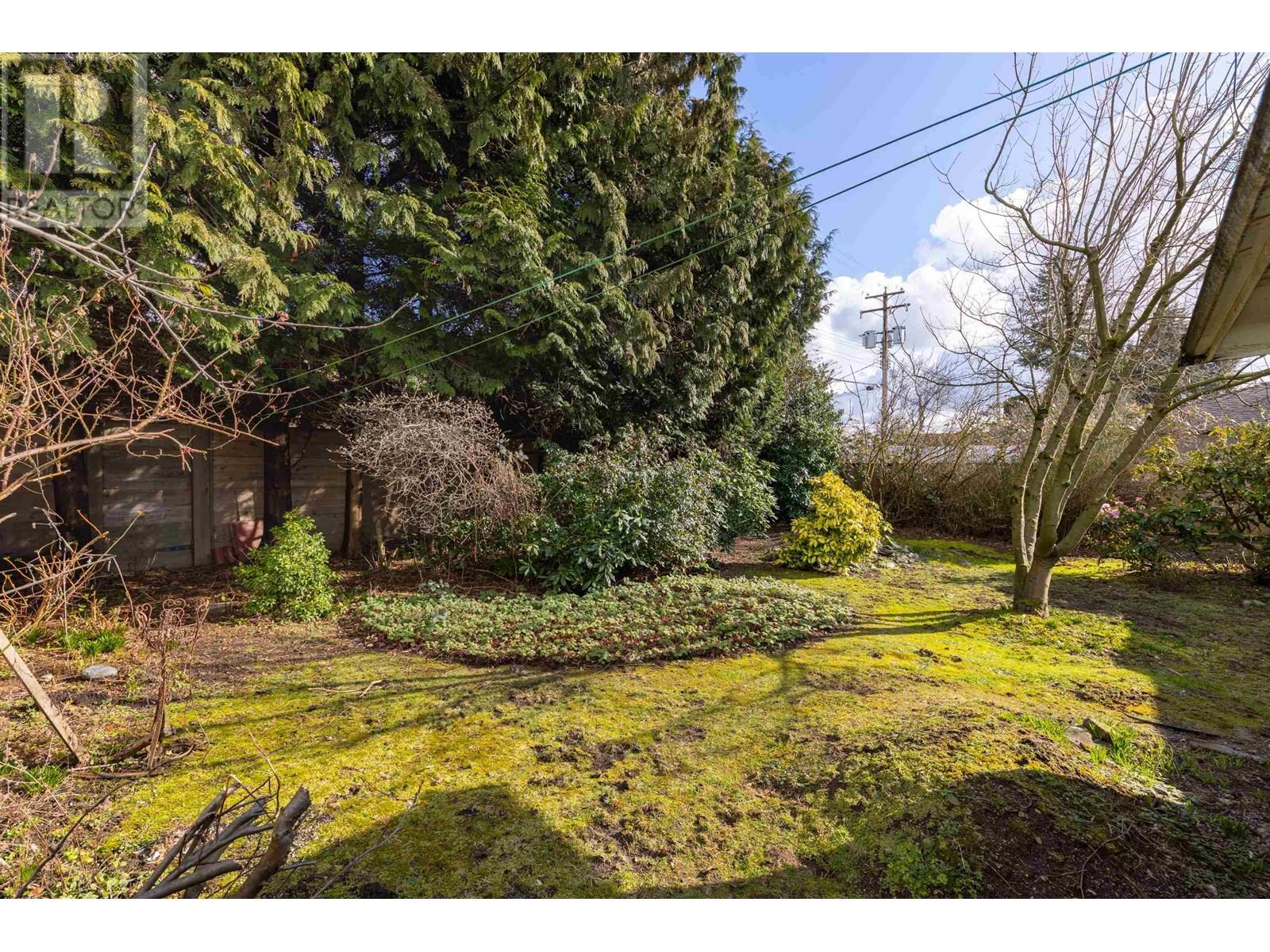 1202 Pinewood Crescent, North Vancouver, British Columbia  V7P 1E9 - Photo 7 - R3013646