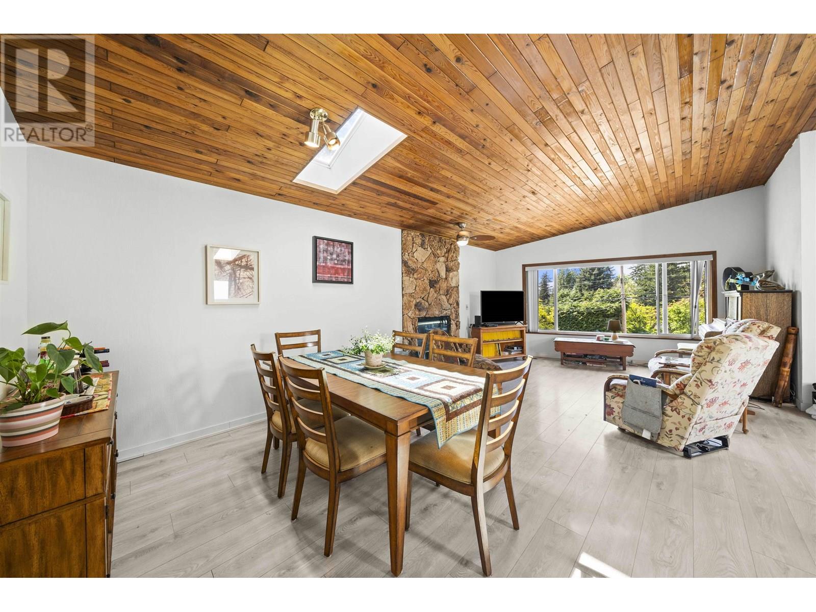 3454 St. Georges Avenue, North Vancouver, British Columbia  V7N 1V8 - Photo 11 - R3013657