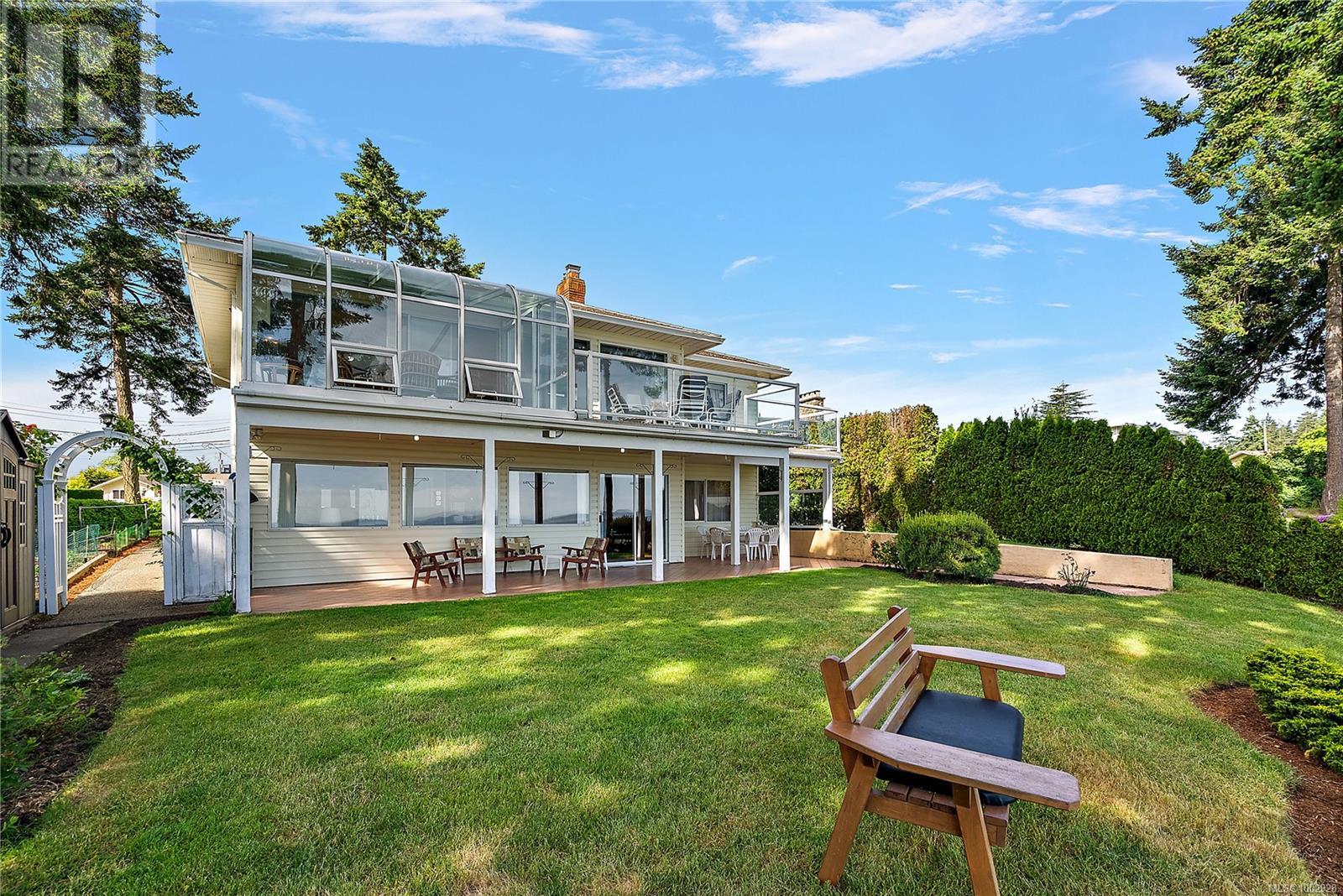 8001 Arthur Dr, Central Saanich, British Columbia  V8M 1V4 - Photo 22 - 1002928