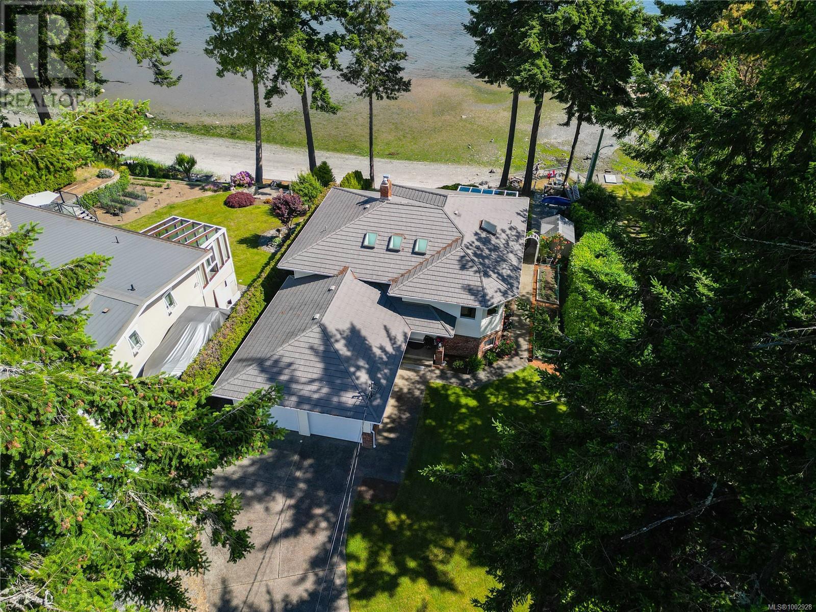 8001 Arthur Dr, Central Saanich, British Columbia  V8M 1V4 - Photo 43 - 1002928