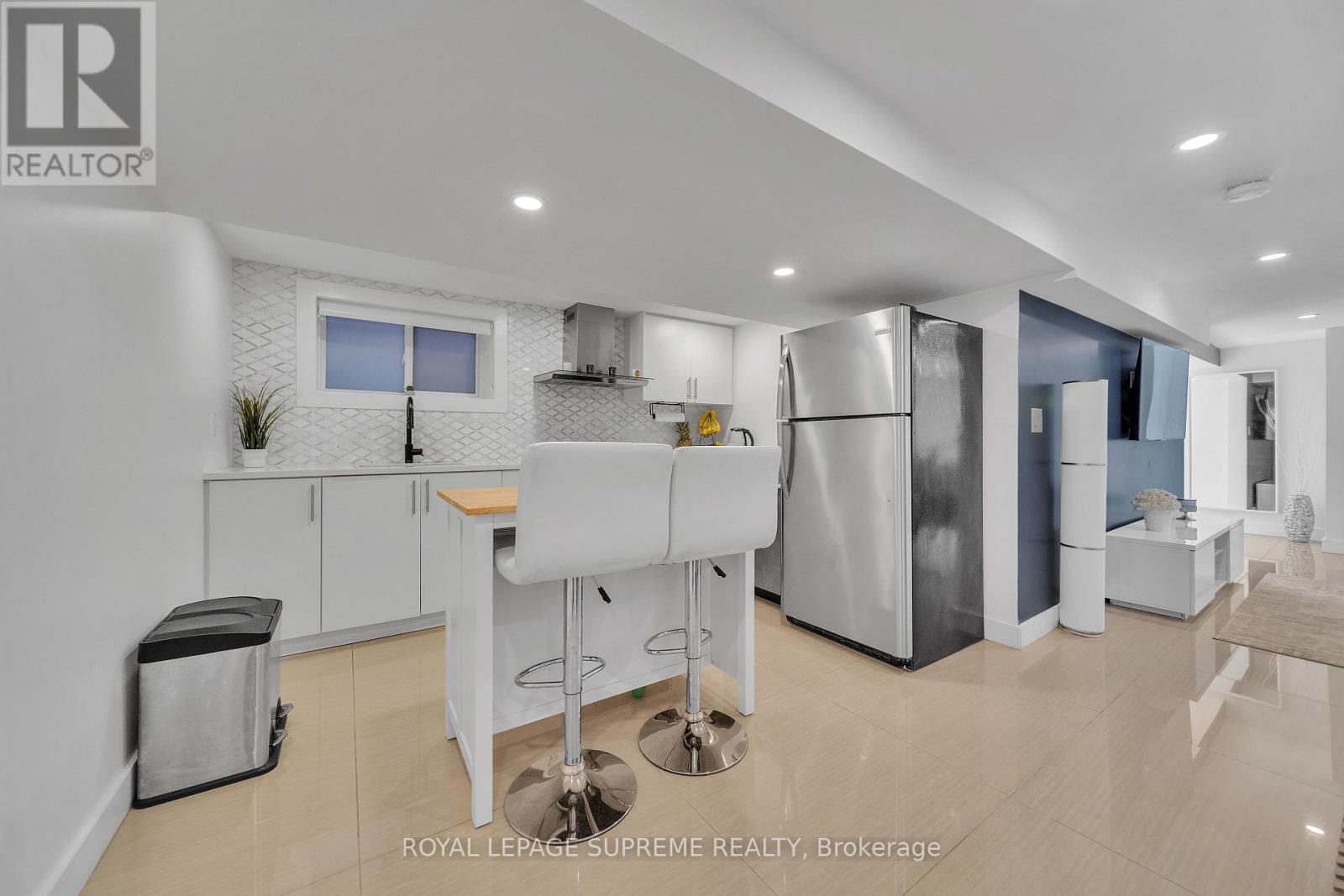291 Gilbert Avenue, Toronto, Ontario  M6E 4W8 - Photo 40 - W12206535