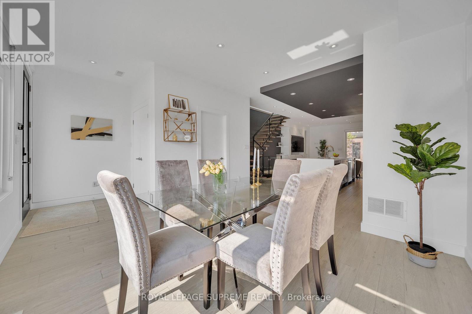 291 Gilbert Avenue, Toronto, Ontario  M6E 4W8 - Photo 9 - W12206535