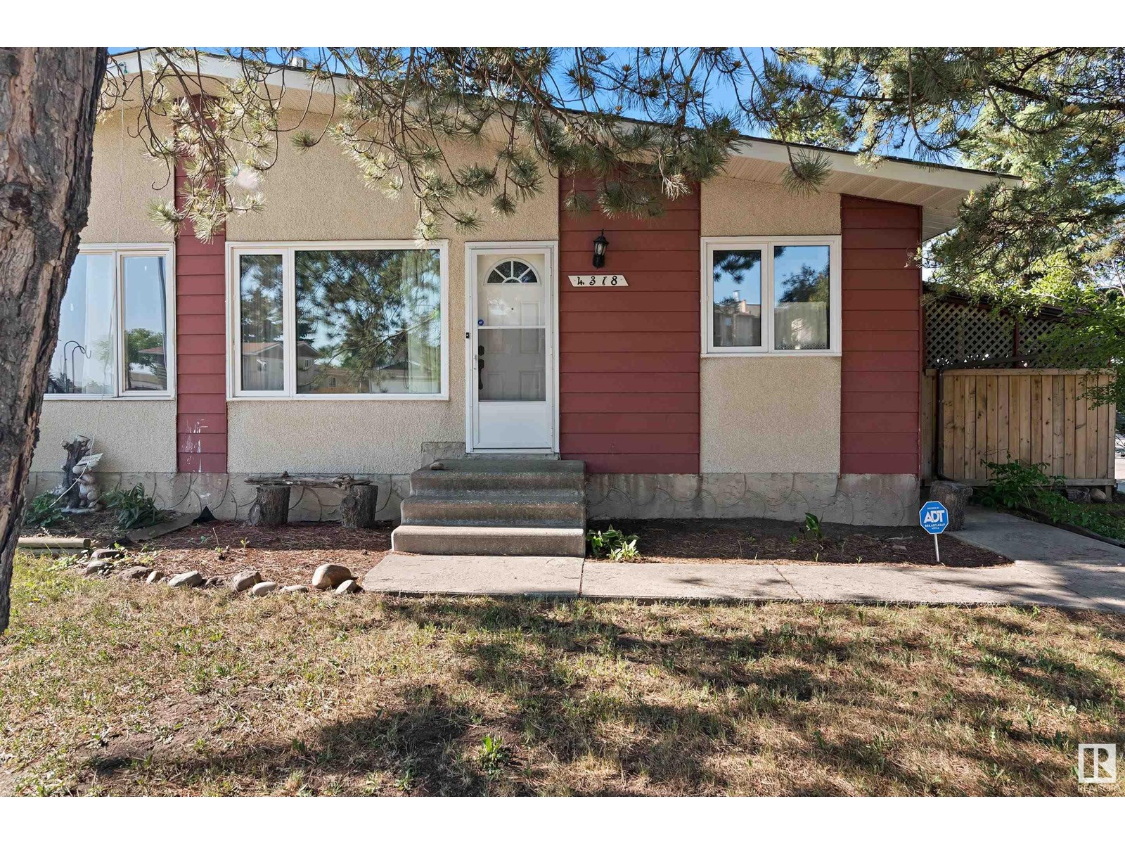 4318 44 Av, Stony Plain, Alberta  T7Z 1J3 - Photo 4 - E4441508
